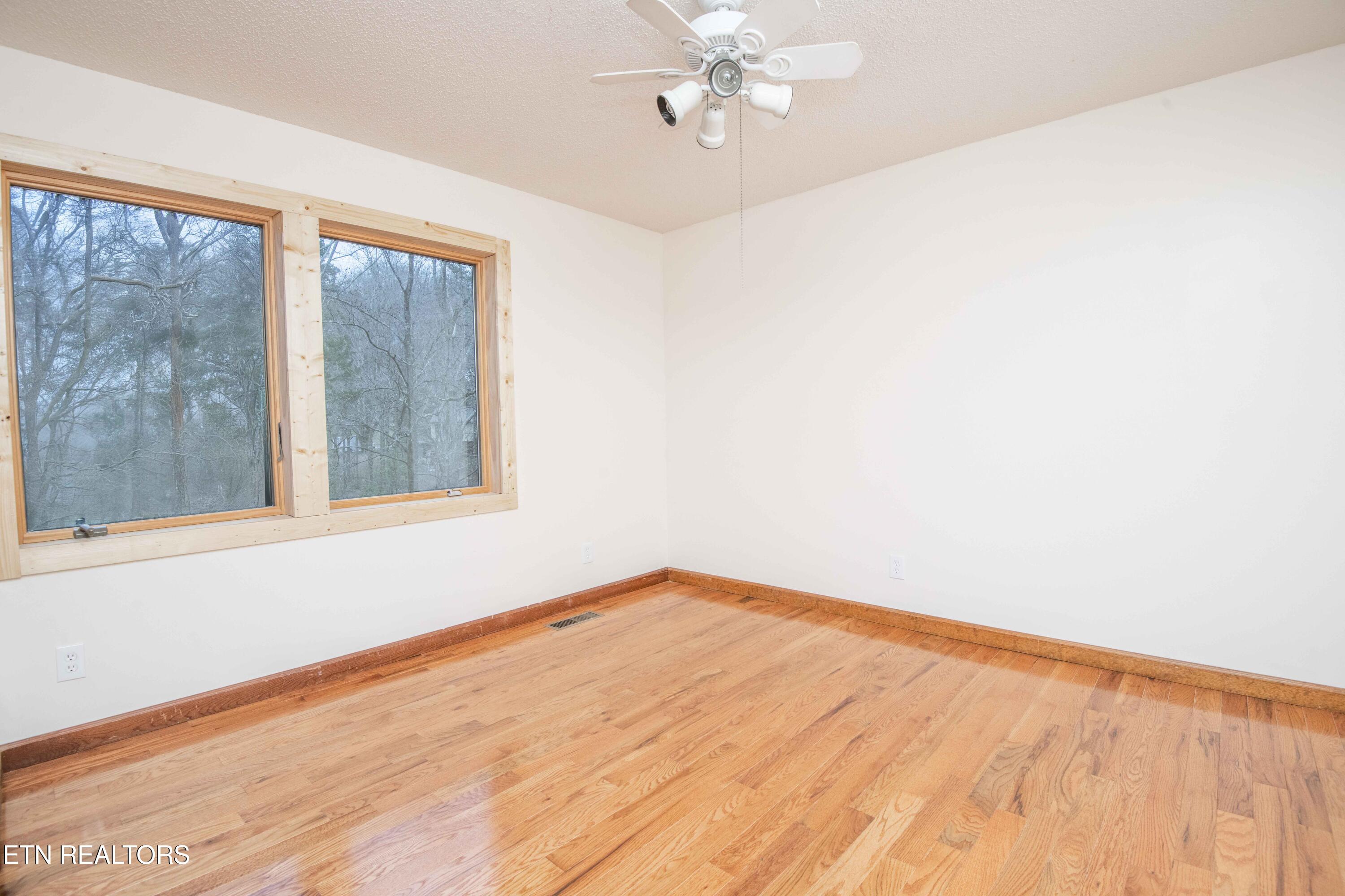 126 Claremont Rd Rd