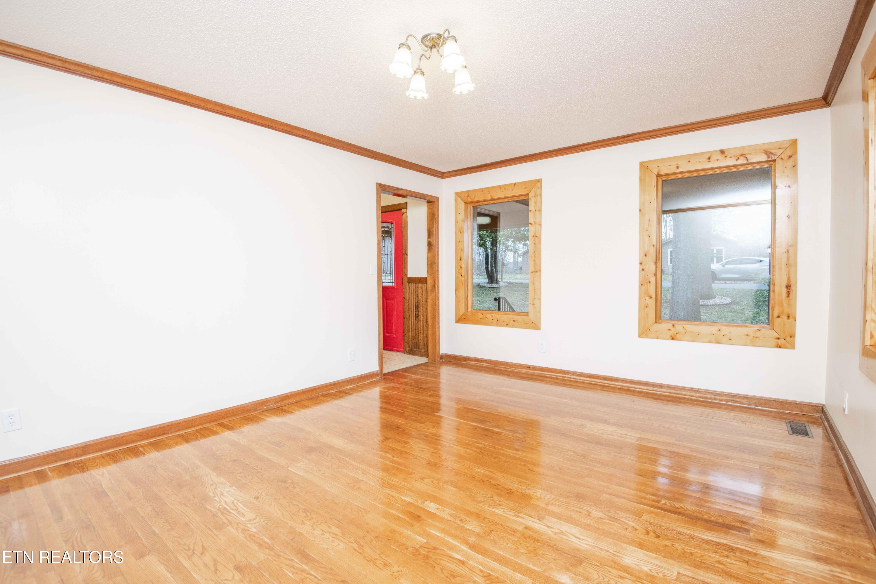 126 Claremont Rd Rd