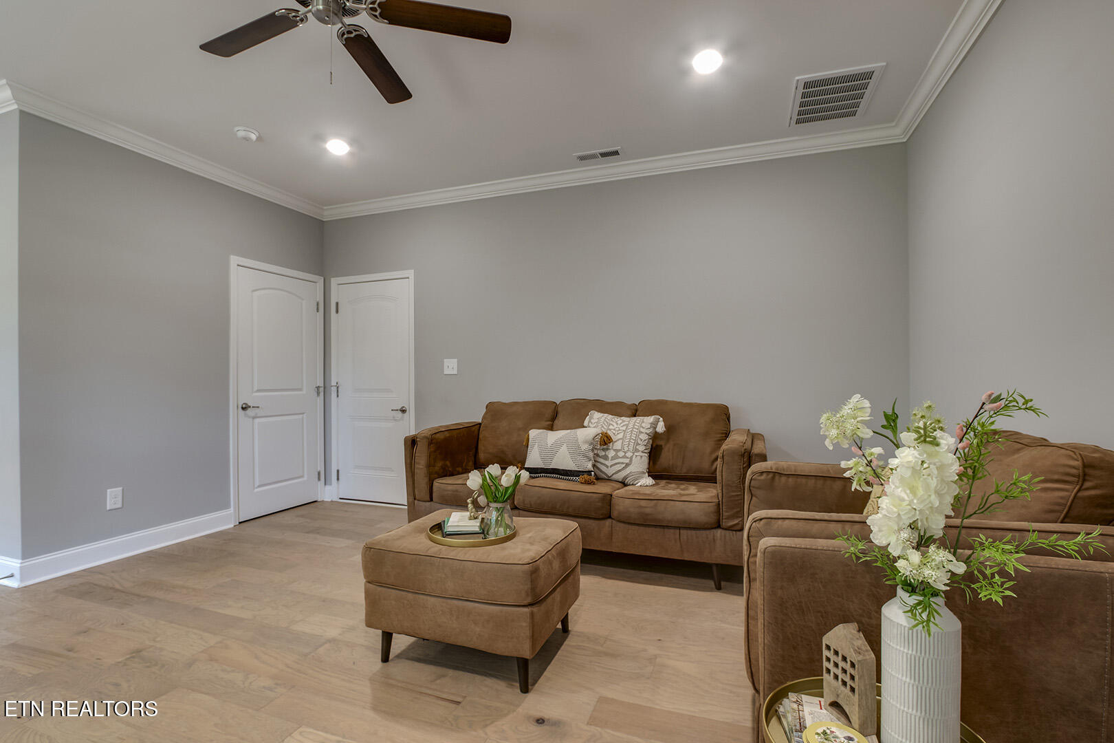 3229 Oakwood Hills Lane
