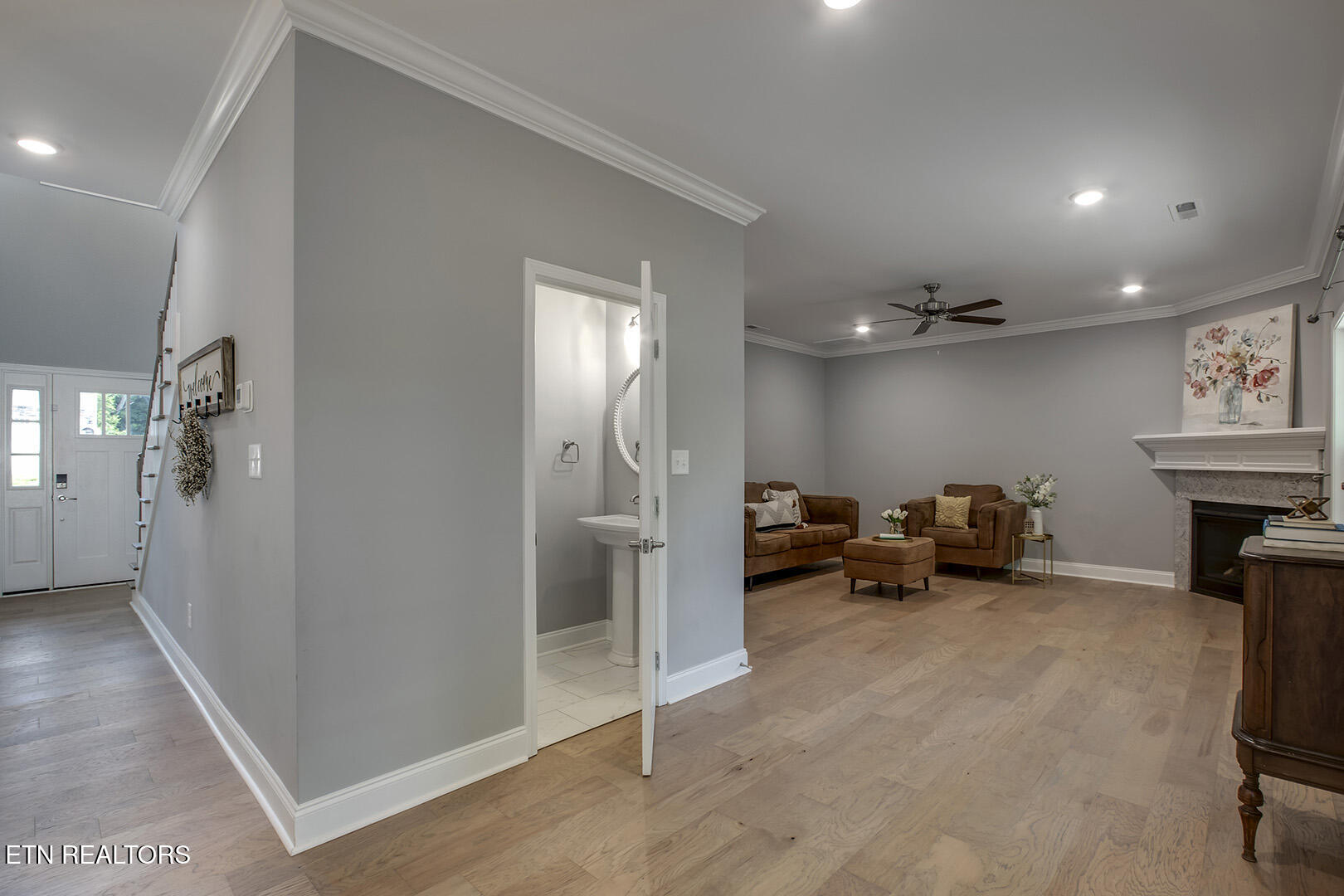 3229 Oakwood Hills Lane