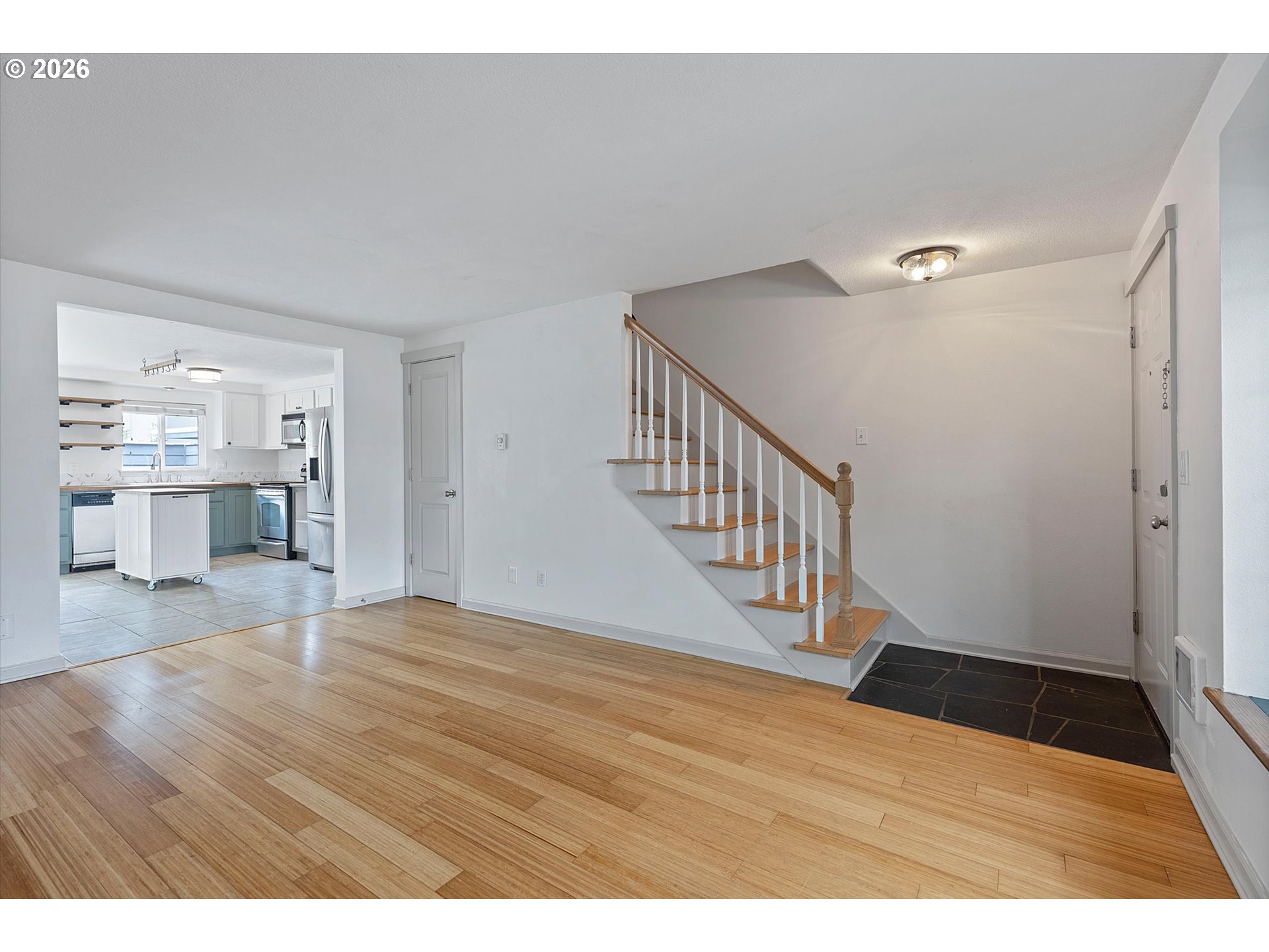 1255 NW TRAIL AVE 1