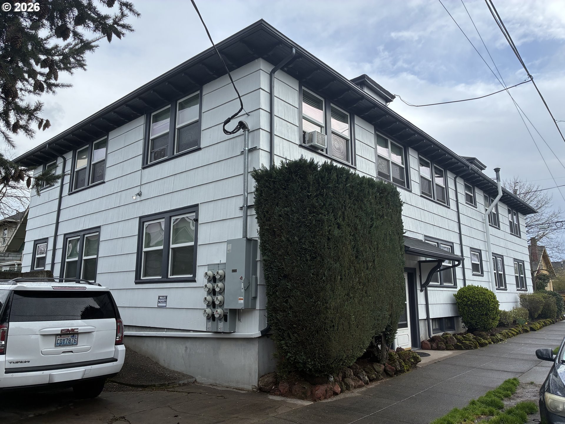 5203 NE 16TH AVE