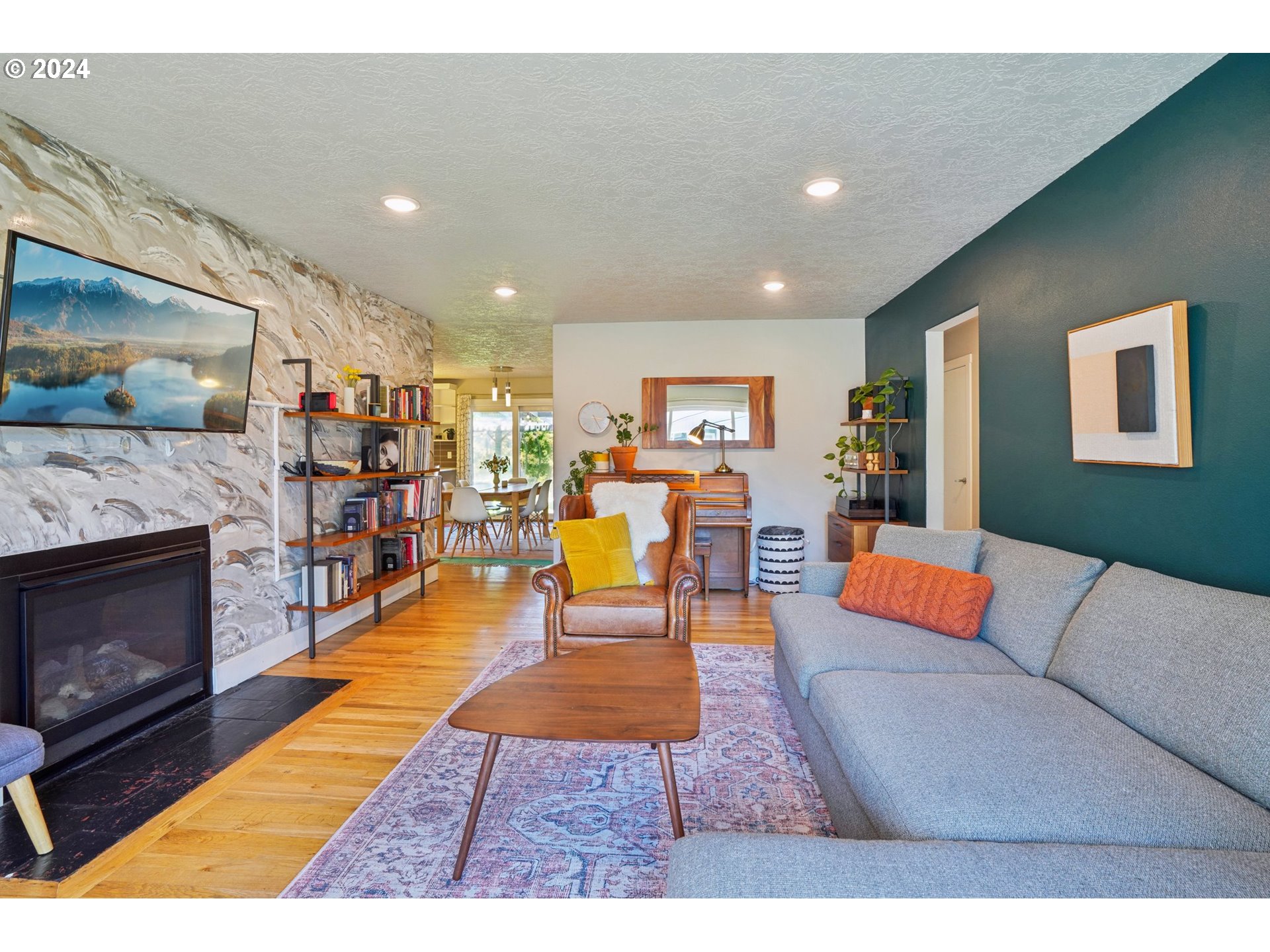 6740 SE 65TH AVE