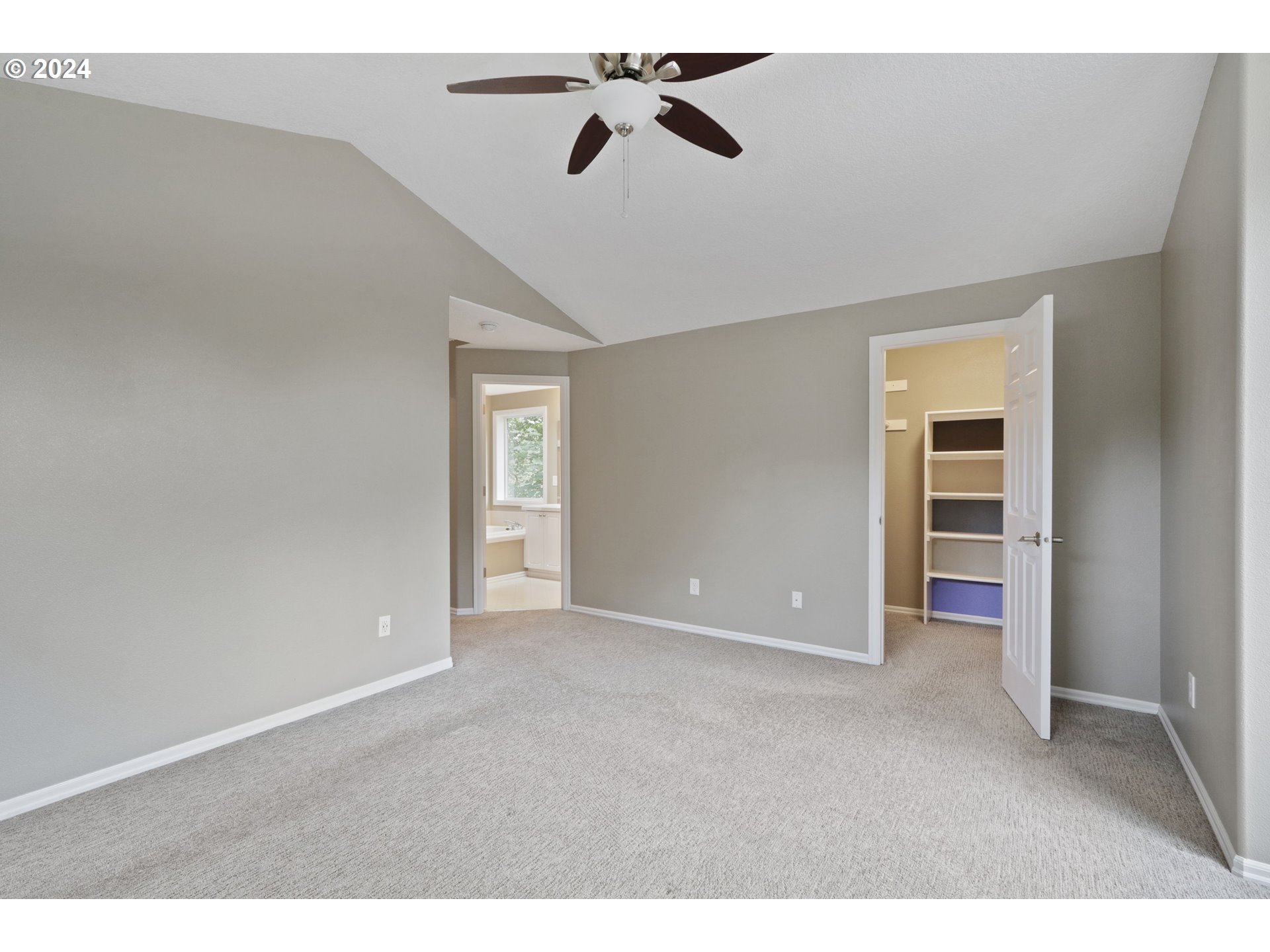 17405 WAKE ROBIN CIR