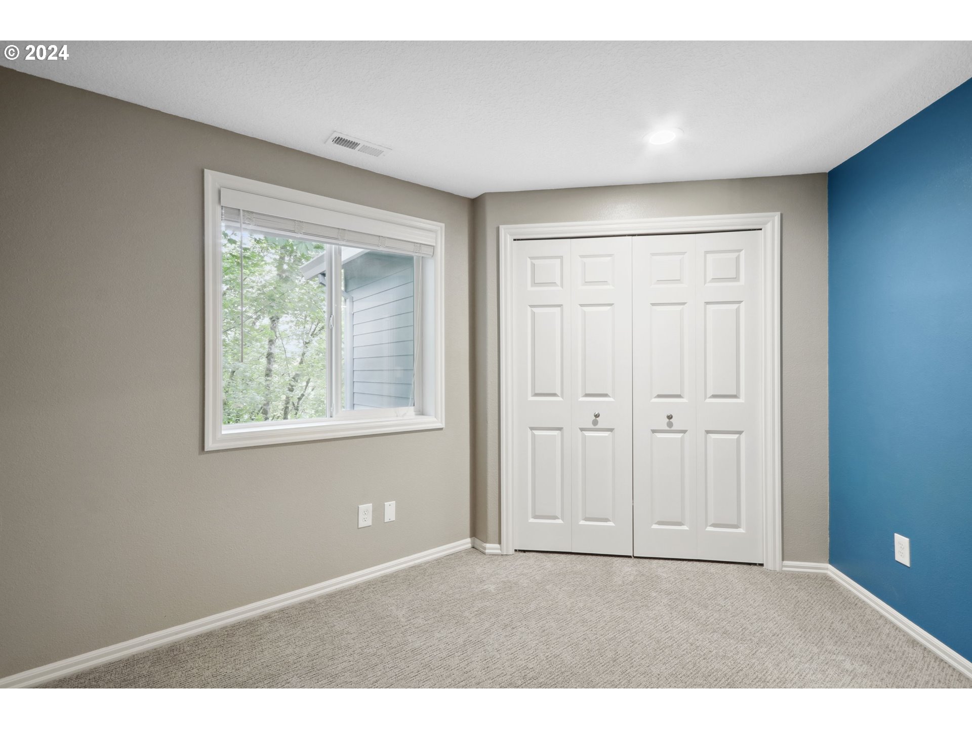 17405 WAKE ROBIN CIR