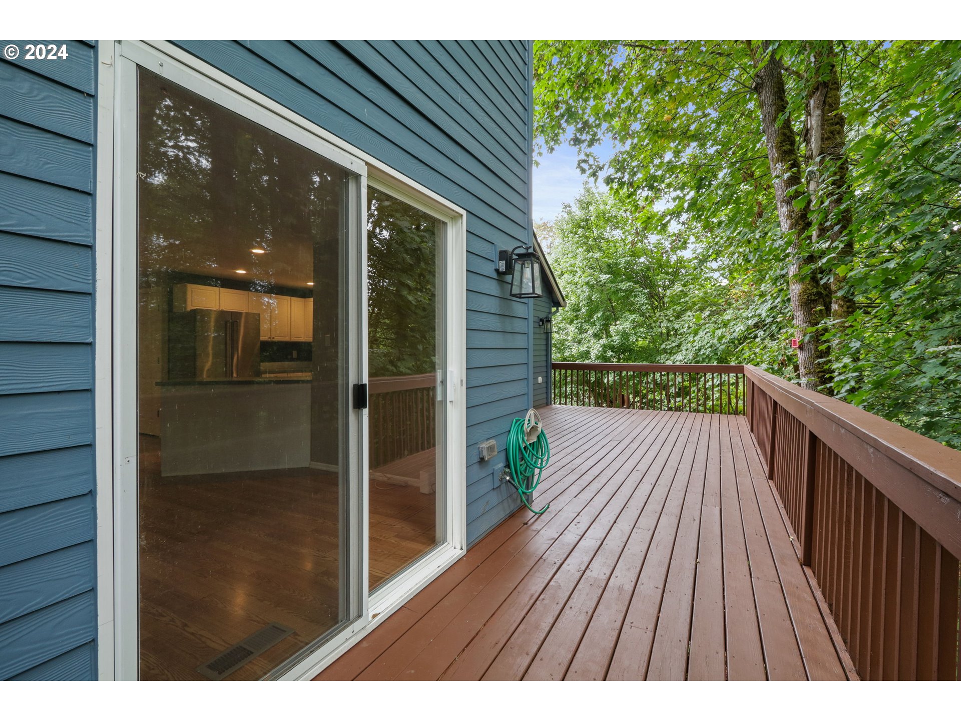 17405 WAKE ROBIN CIR