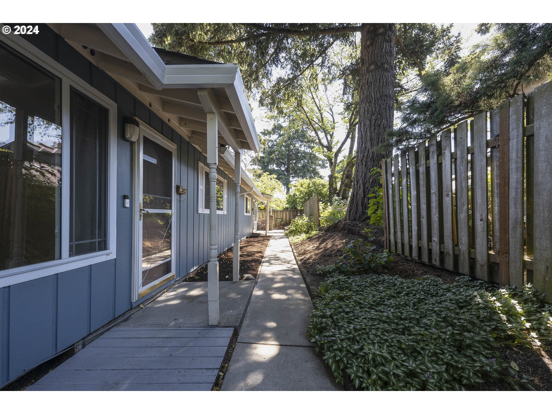 2744/2746 SE 33RD PL
