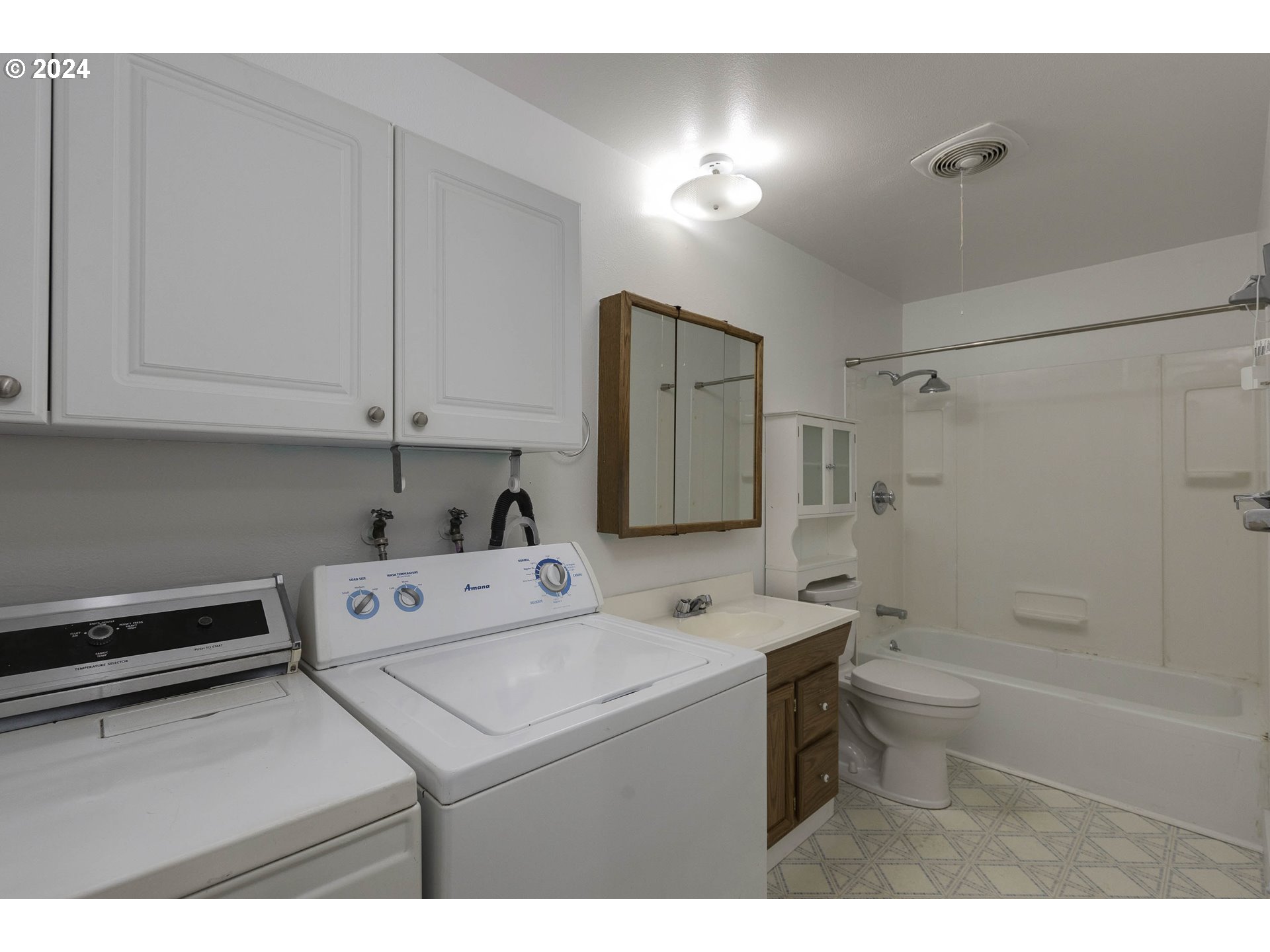 2744/2746 SE 33RD PL