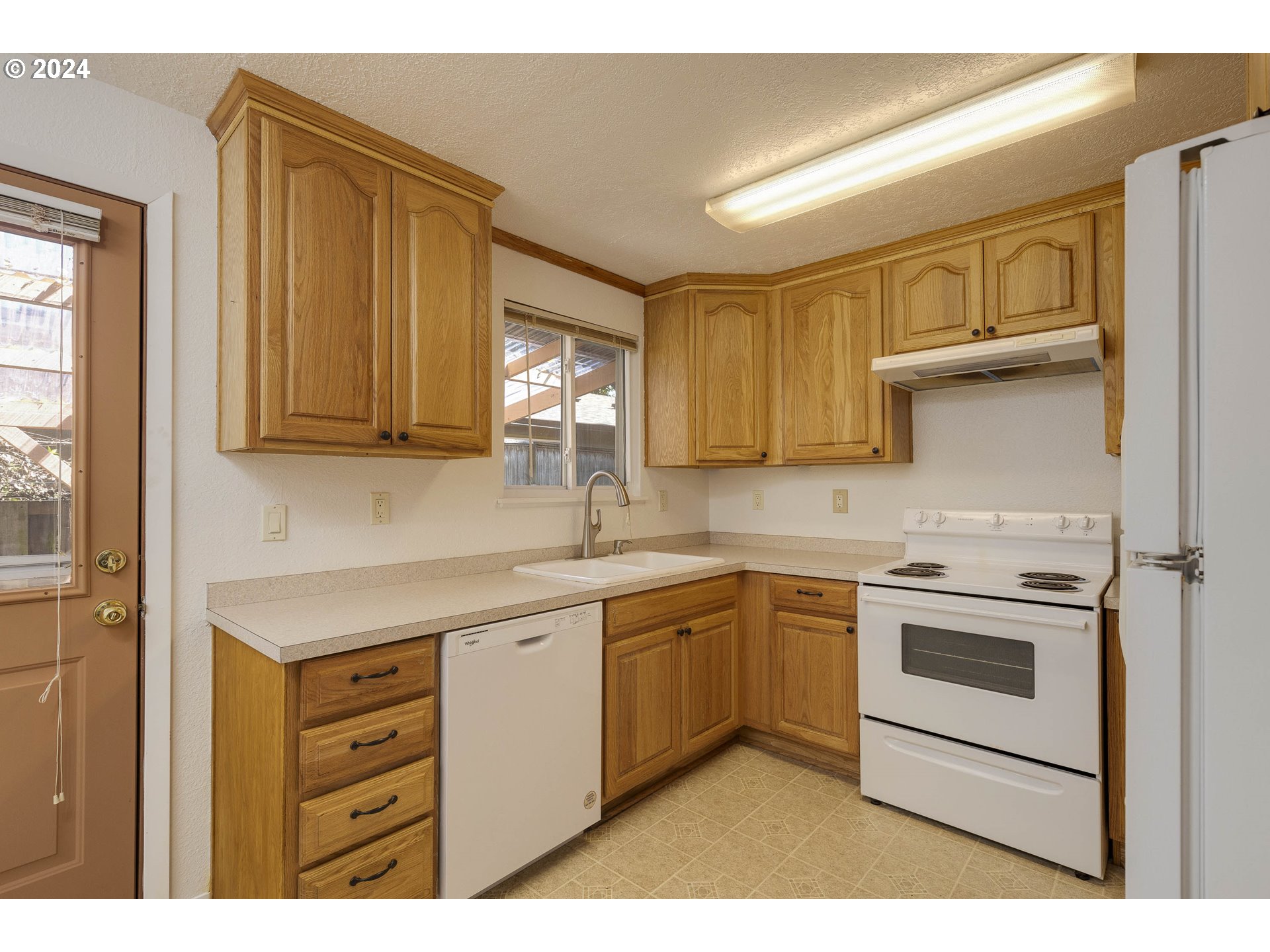 2744/2746 SE 33RD PL