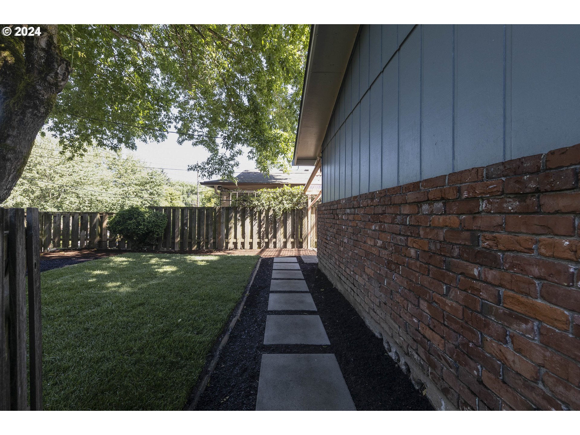 2744/2746 SE 33RD PL