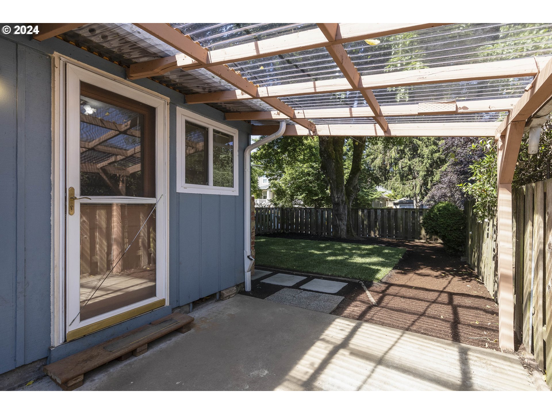 2744/2746 SE 33RD PL