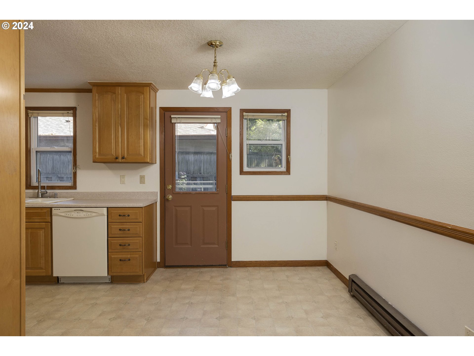 2744/2746 SE 33RD PL