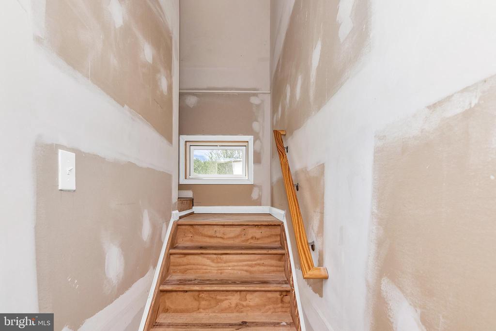 121 MARSHY ROAD