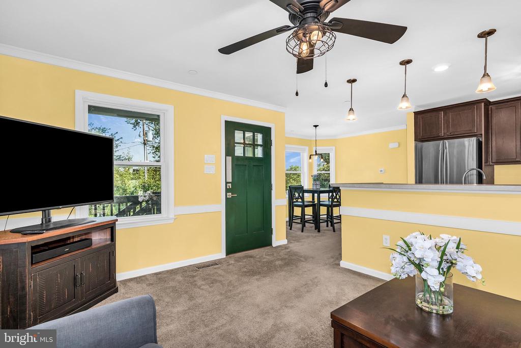 121 MARSHY ROAD