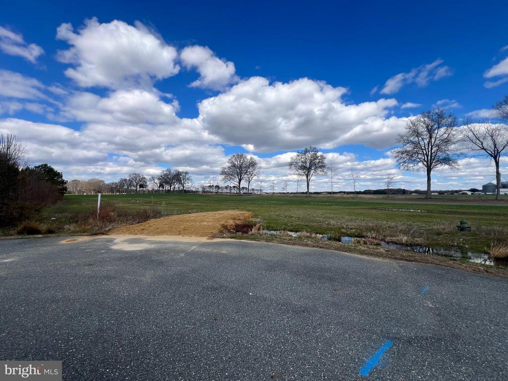 I-WAY COURT LOT #10