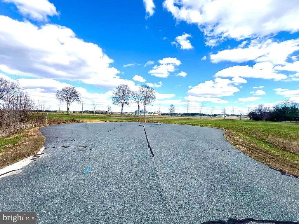 I-WAY COURT LOT #10