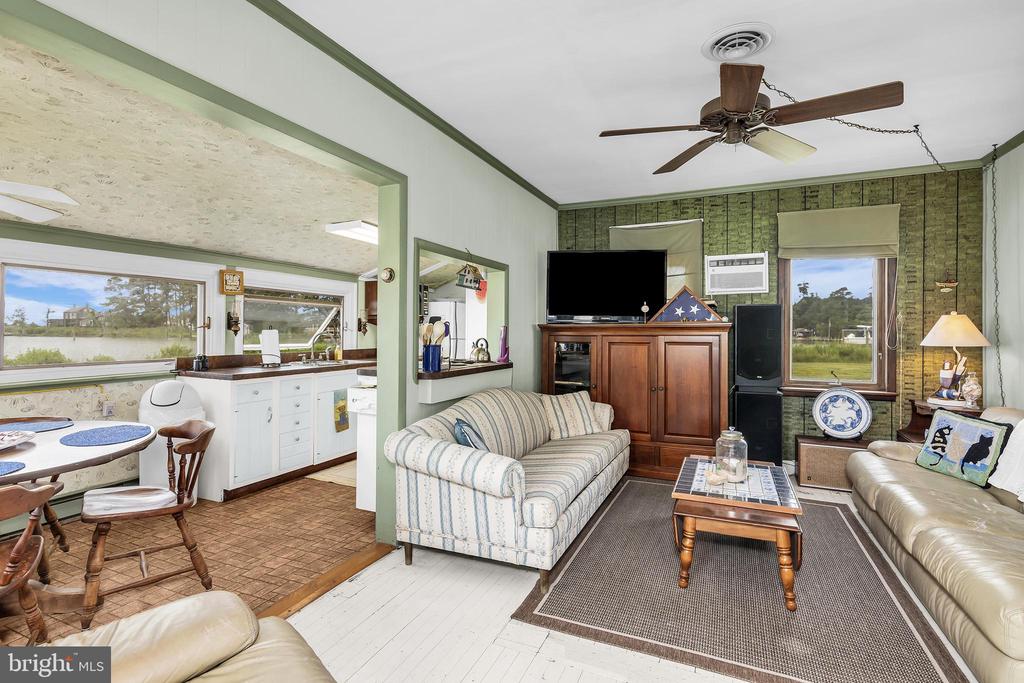 4938 FAIRBANK ROAD