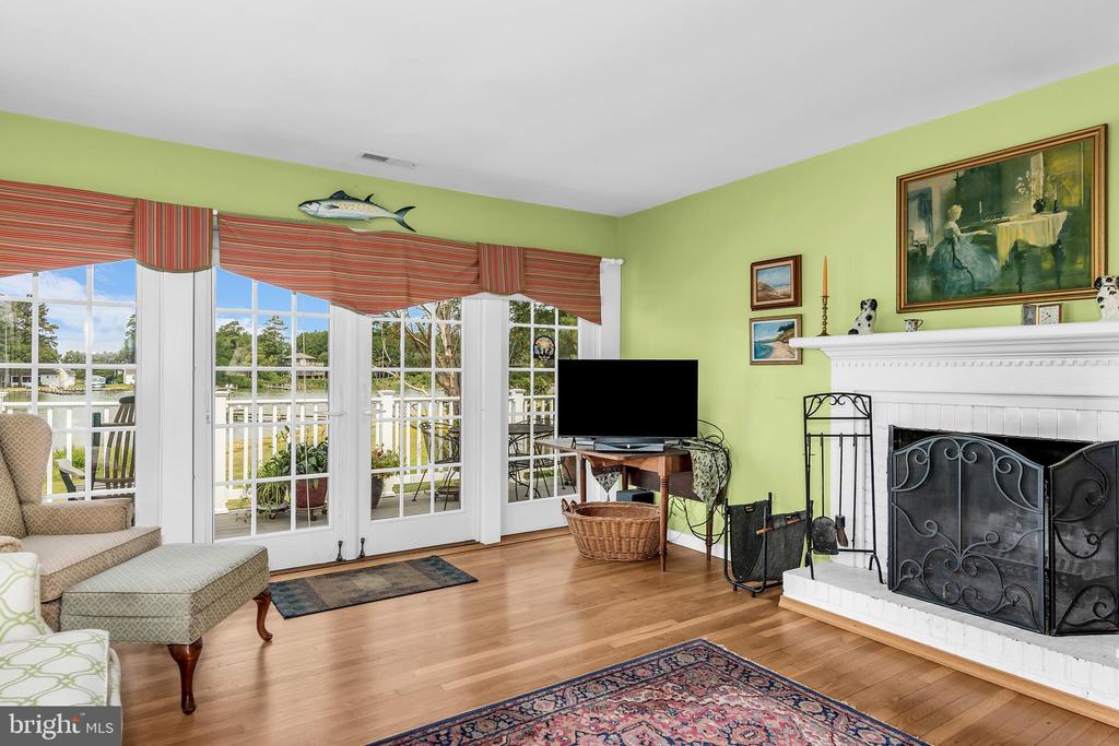 4938 FAIRBANK ROAD