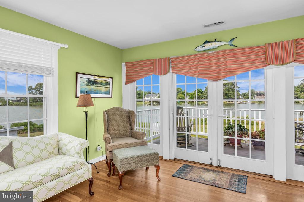 4938 FAIRBANK ROAD
