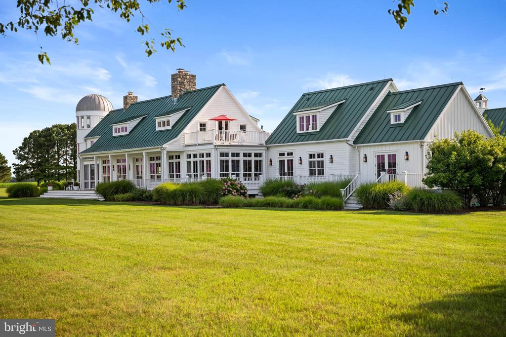 22101 GRAFTON MANOUR LANE
