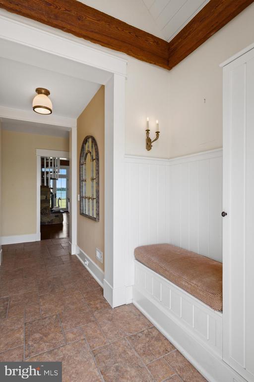 22101 GRAFTON MANOUR LANE
