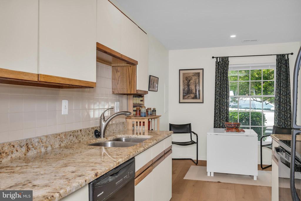 24362 WIDGEON PLACE Unit: 5