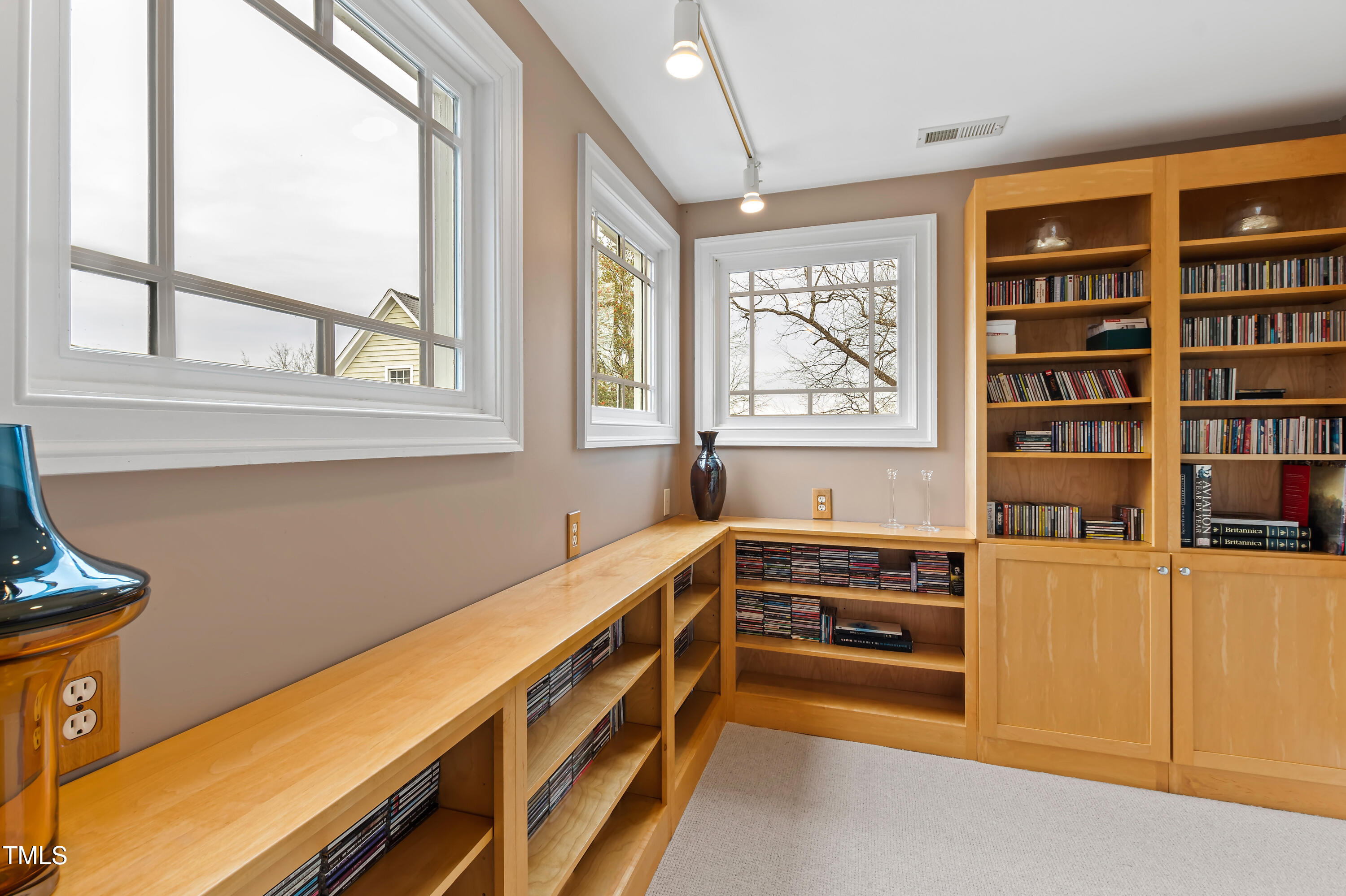 416 Hillsborough Street