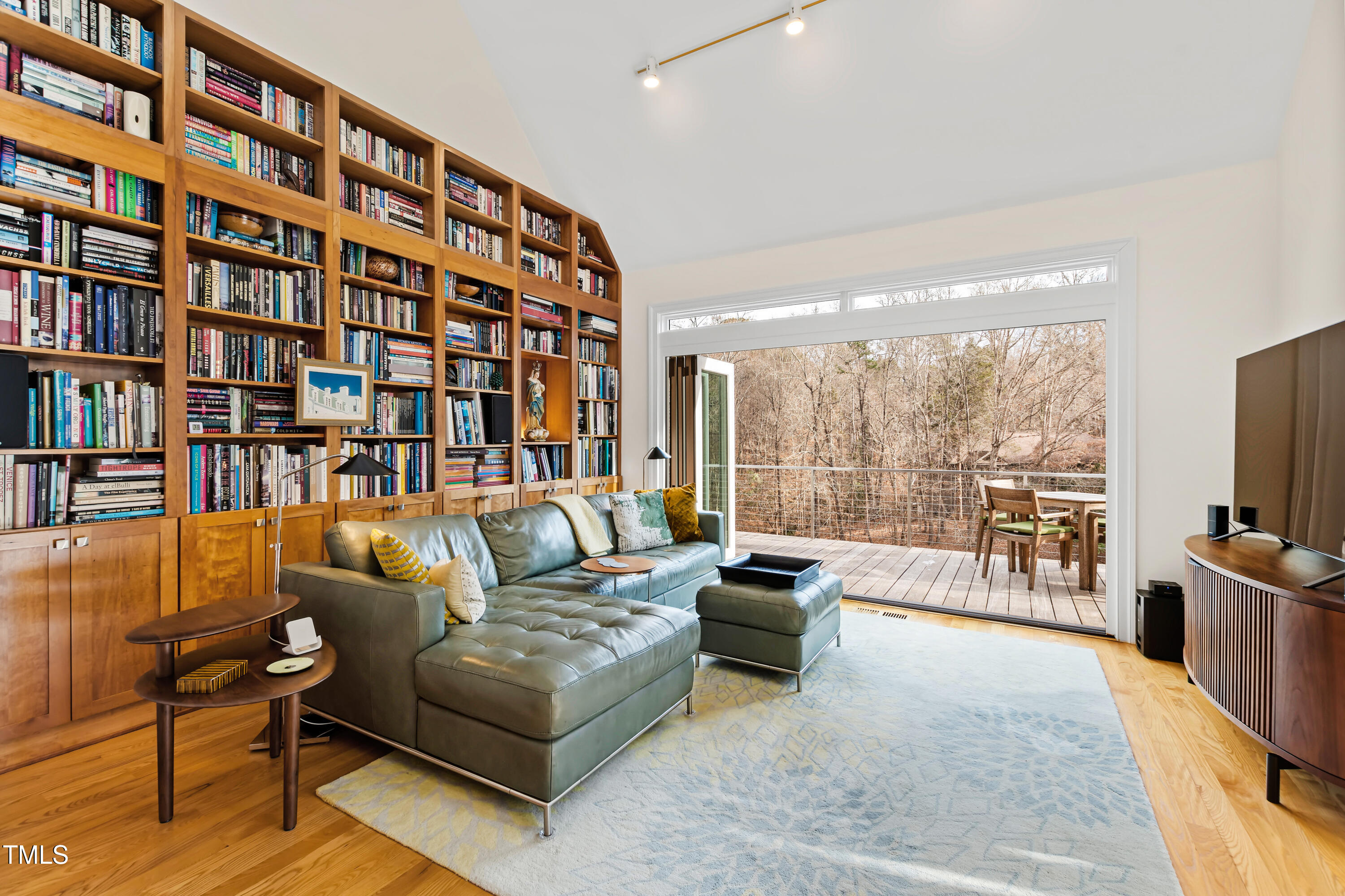 416 Hillsborough Street