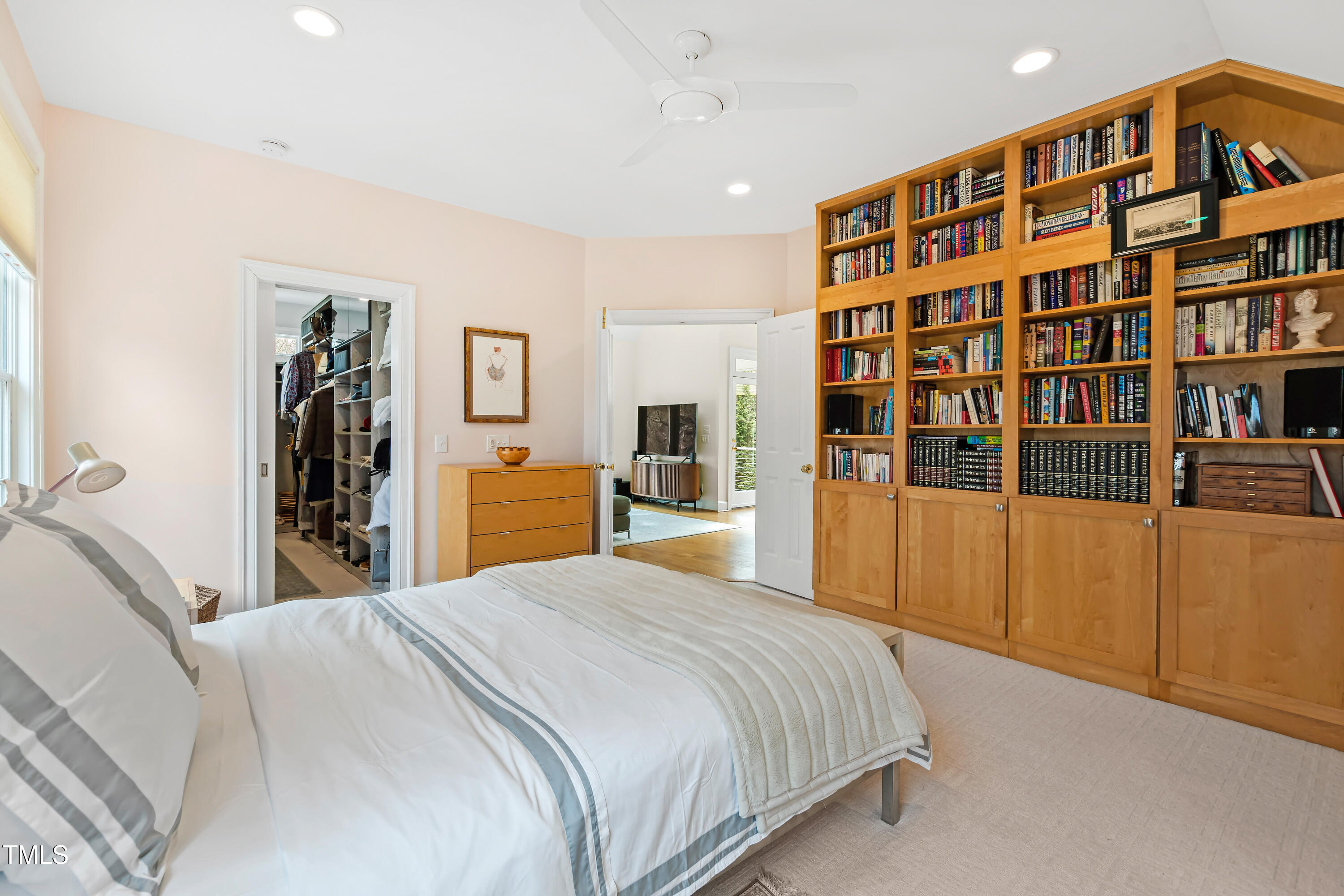 416 Hillsborough Street