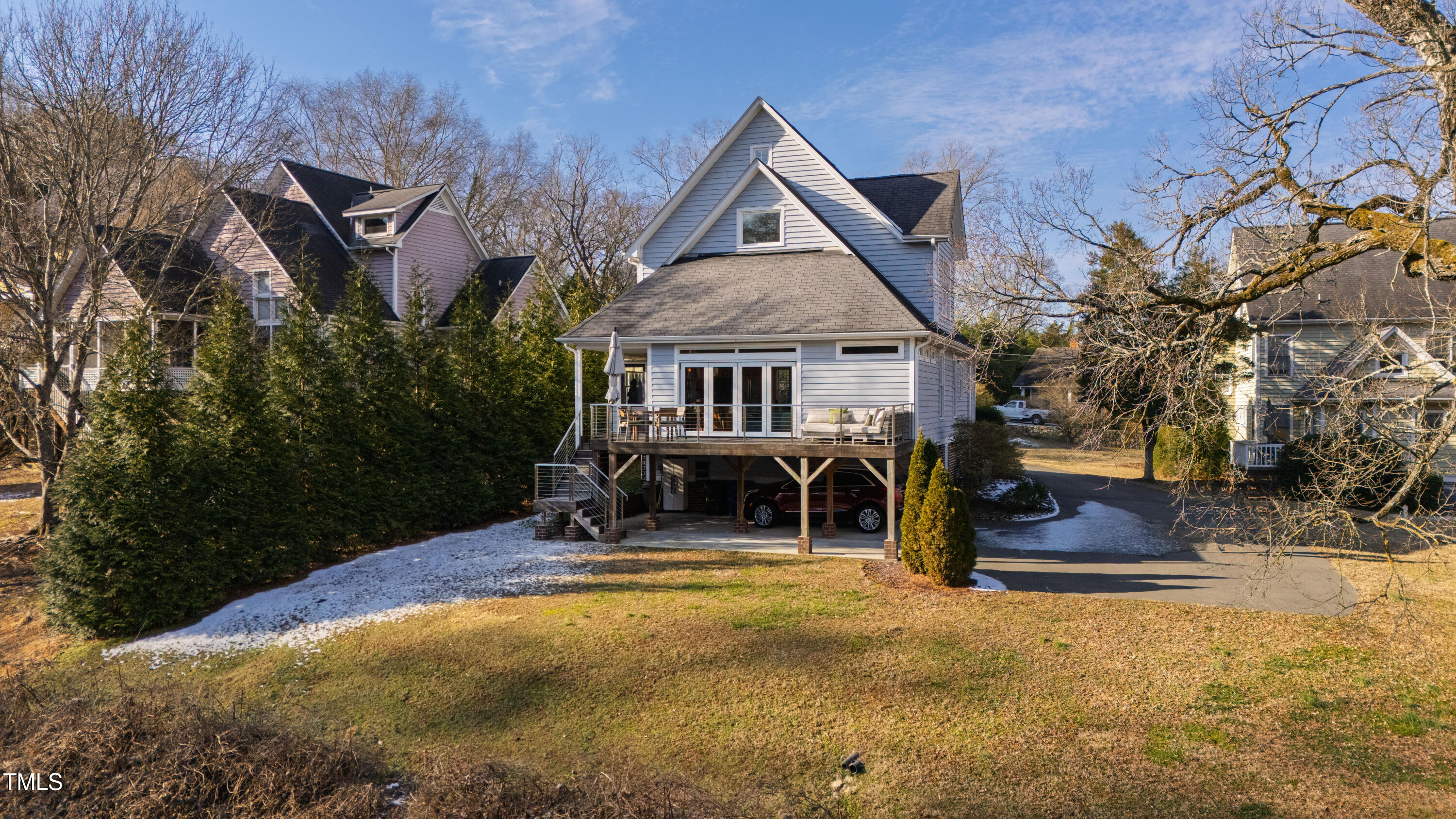 416 Hillsborough Street