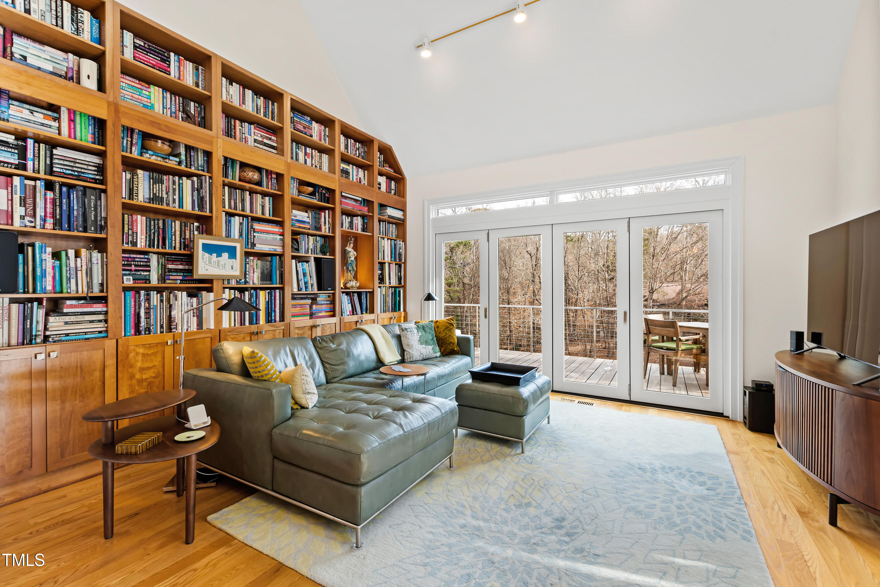 416 Hillsborough Street