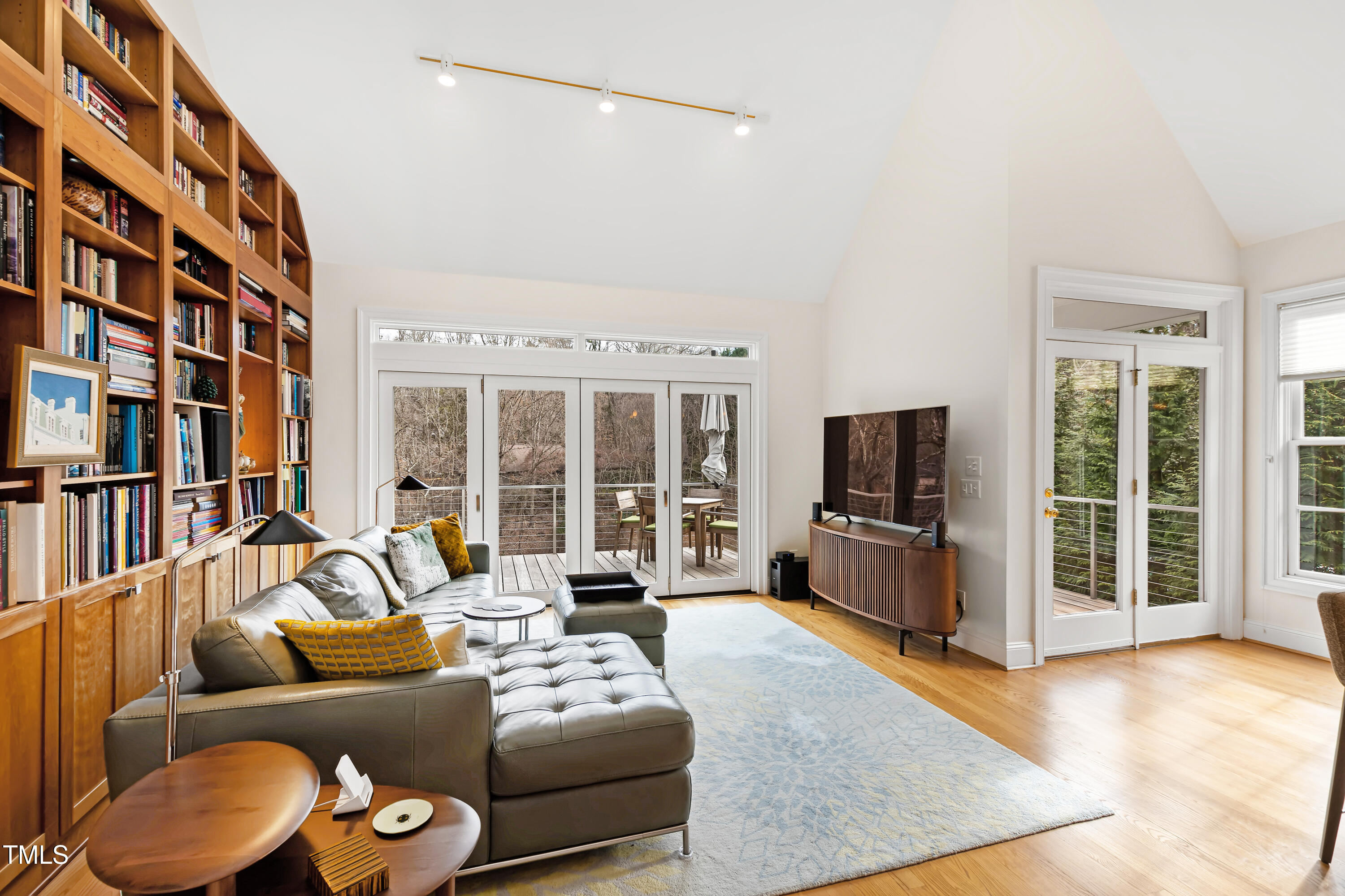 416 Hillsborough Street