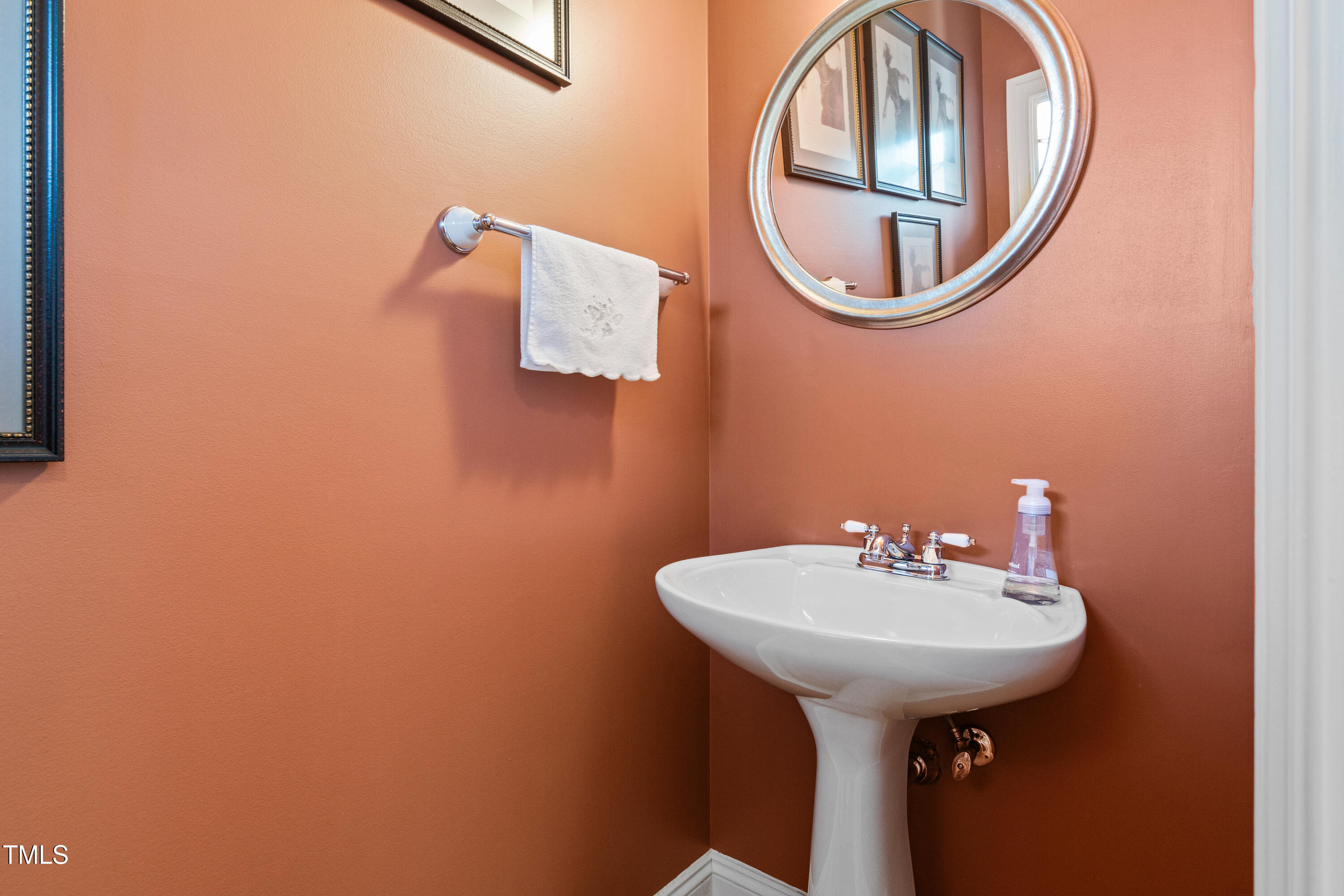 416 Hillsborough Street