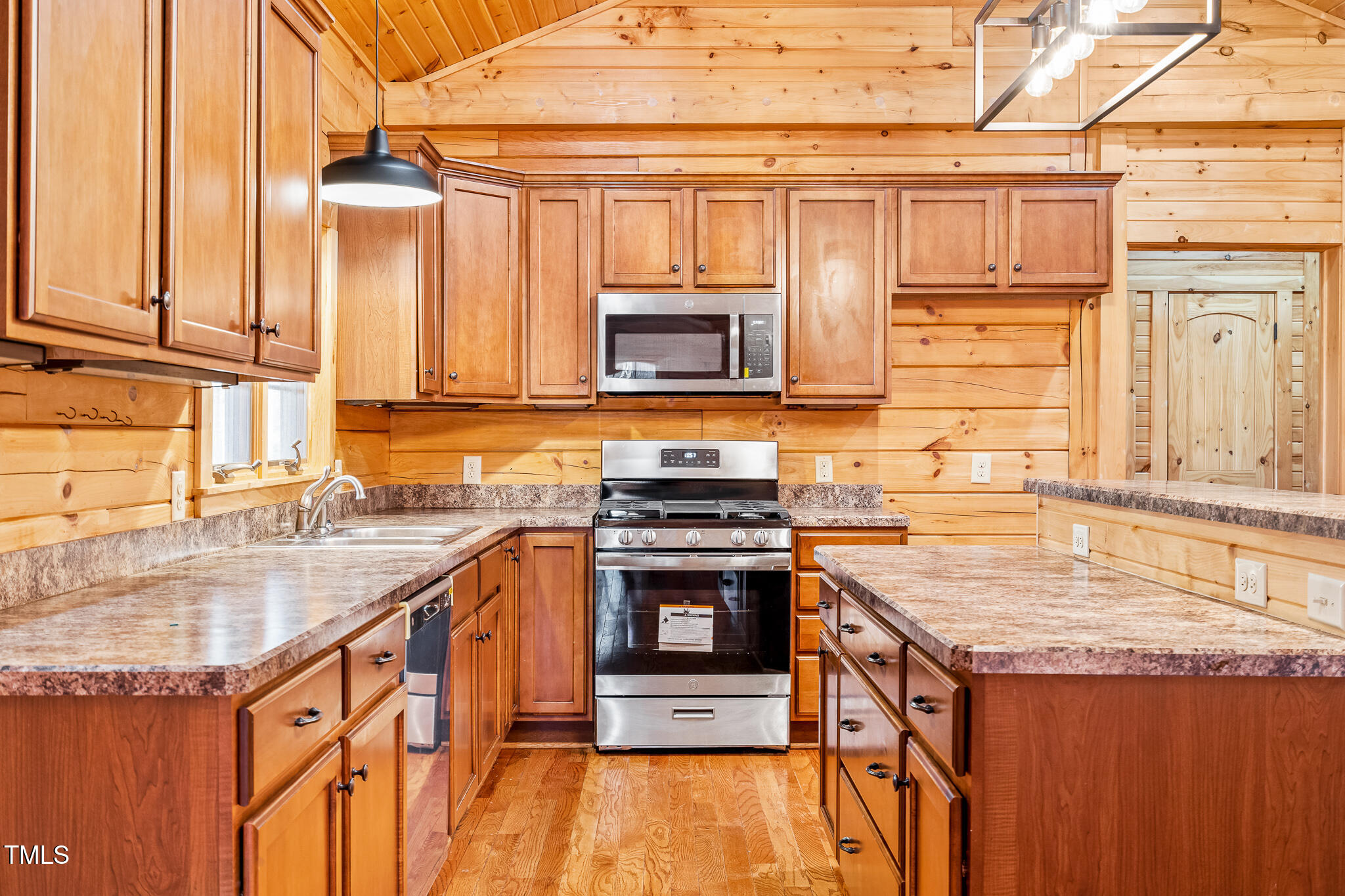 1101 Dimmocks Mill Road