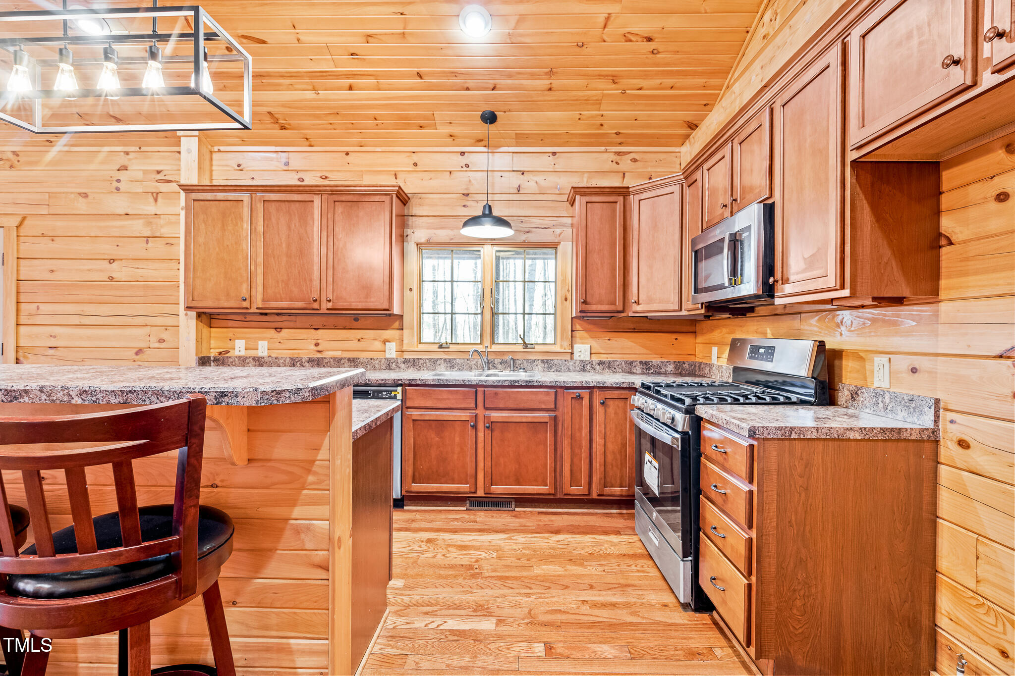 1101 Dimmocks Mill Road