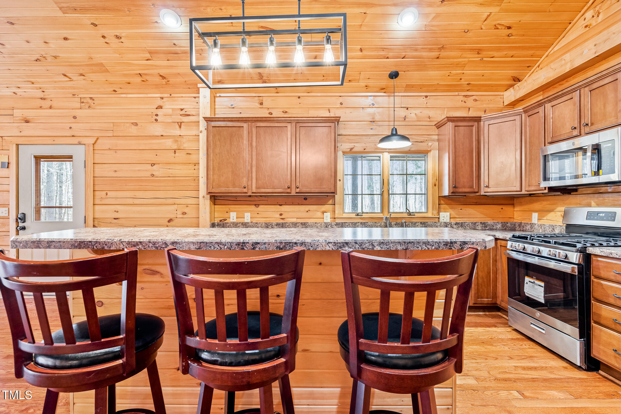 1101 Dimmocks Mill Road