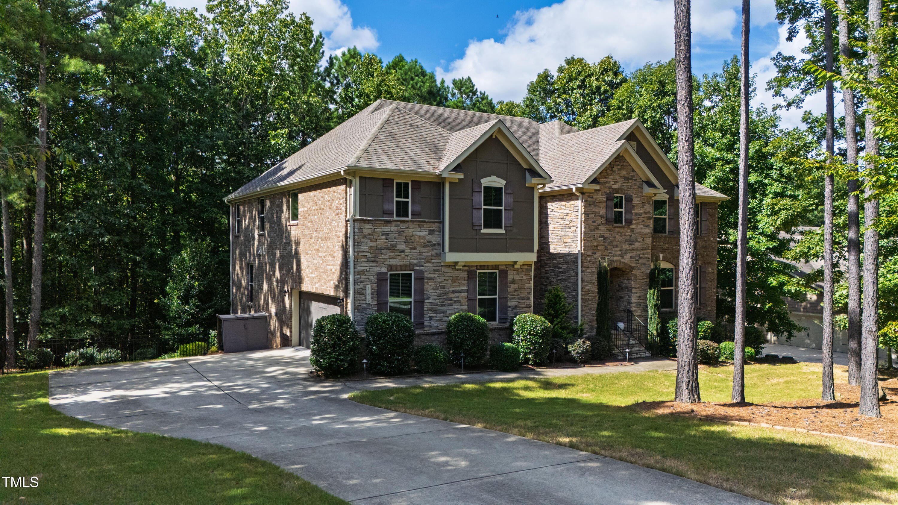 156 Stoney Creek Way
