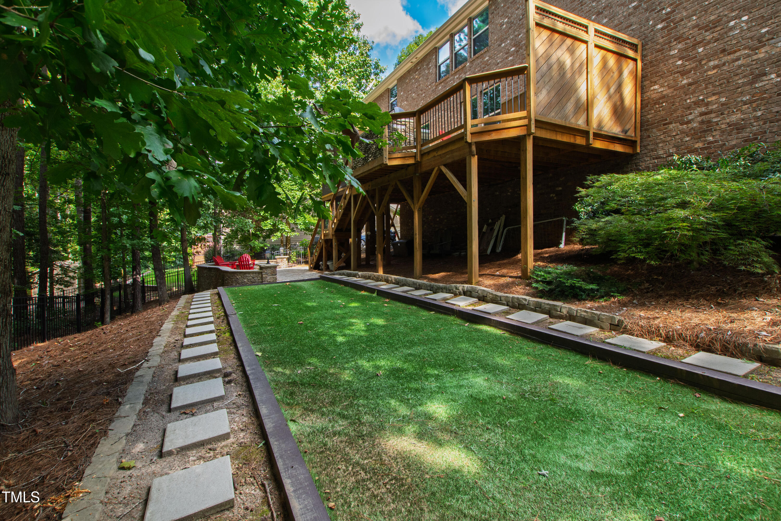 156 Stoney Creek Way