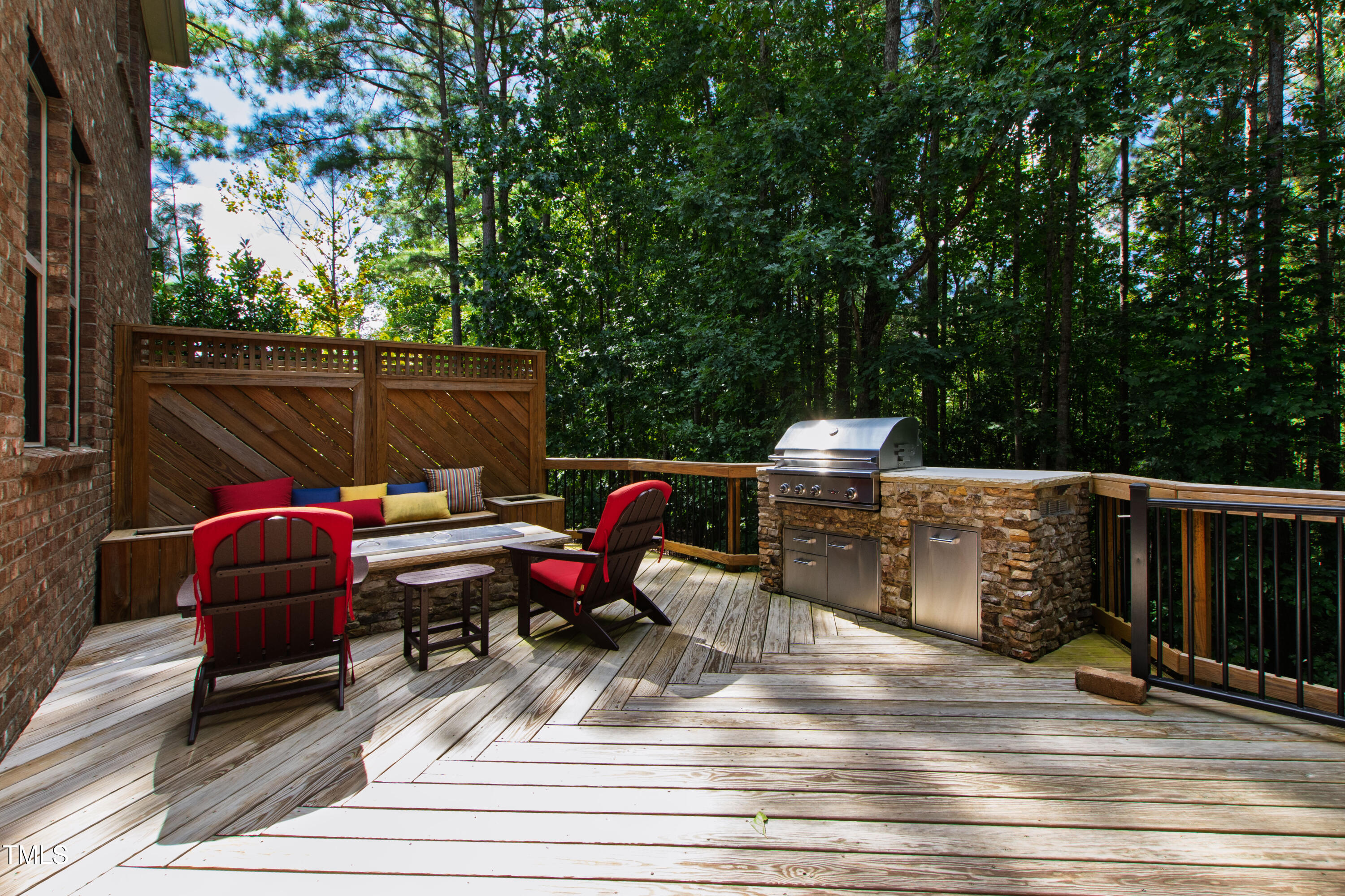 156 Stoney Creek Way