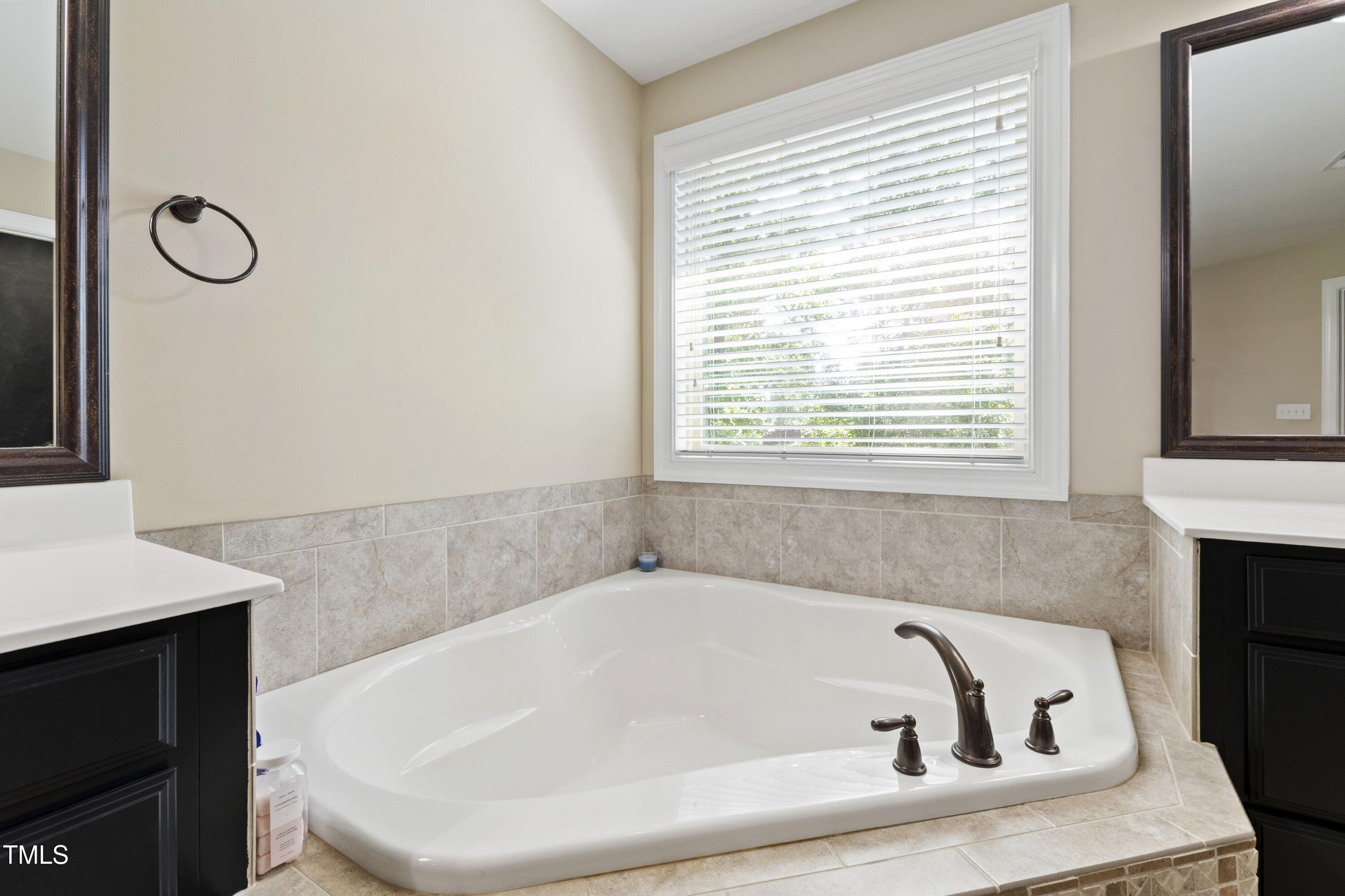 156 Stoney Creek Way