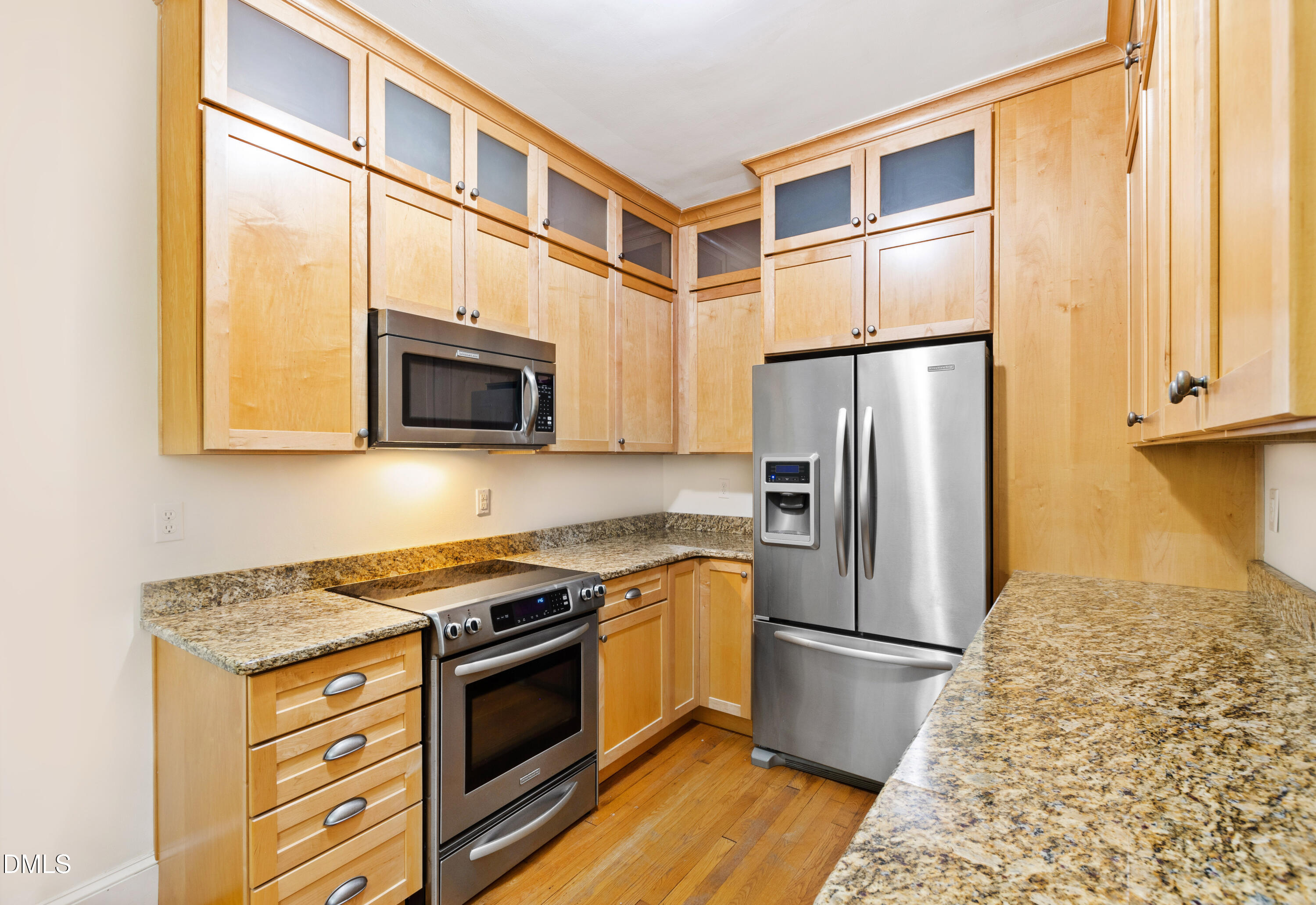 106 S Christopher Road