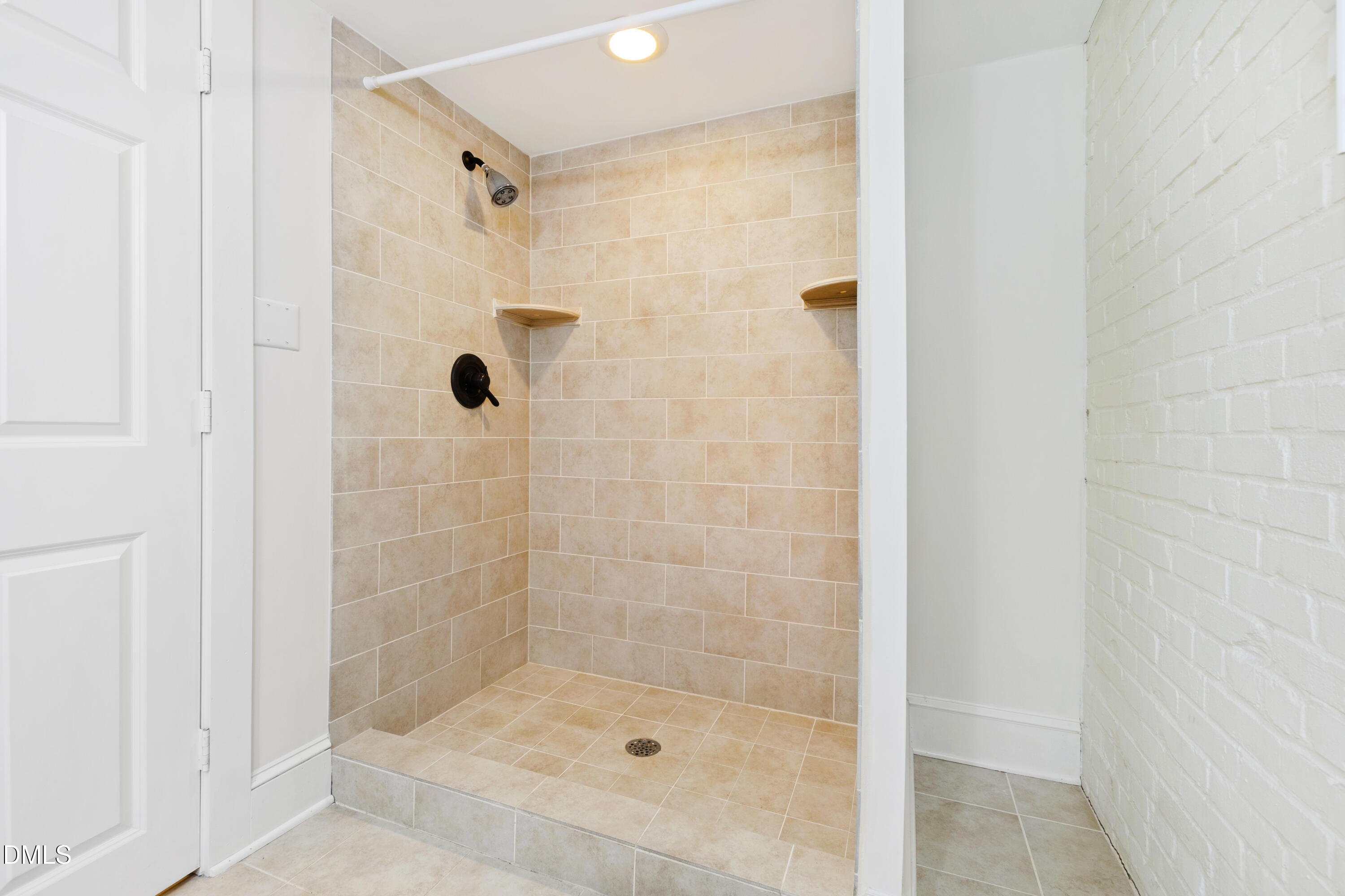 106 S Christopher Road