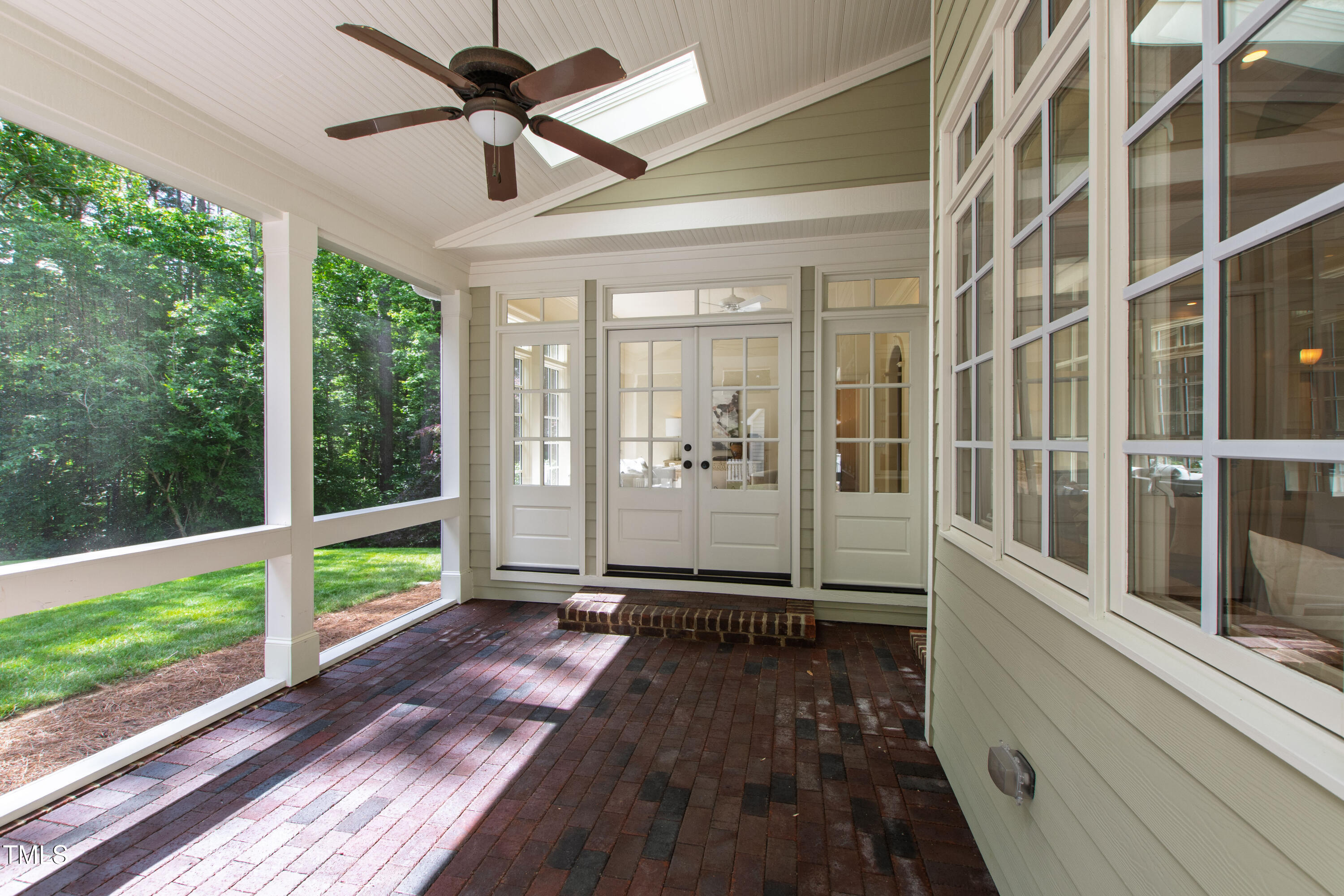 131 Lavinia Lane