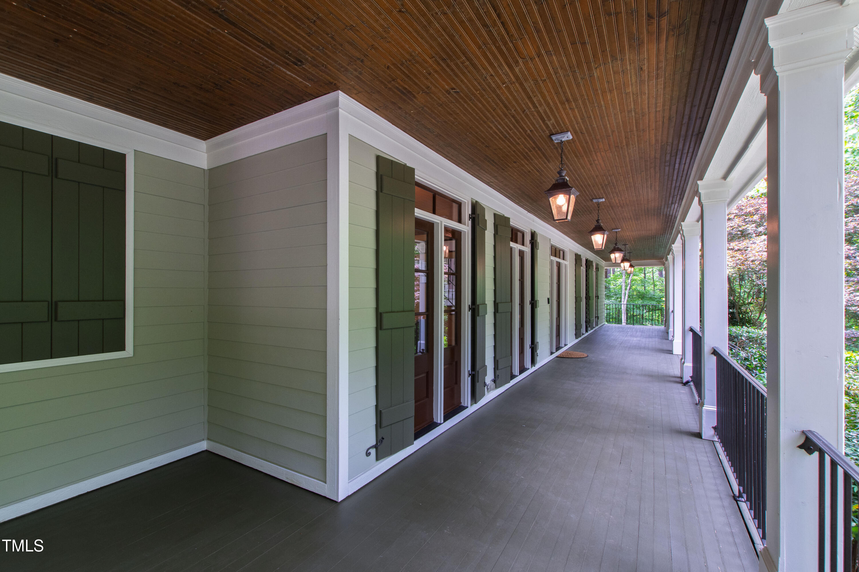 131 Lavinia Lane