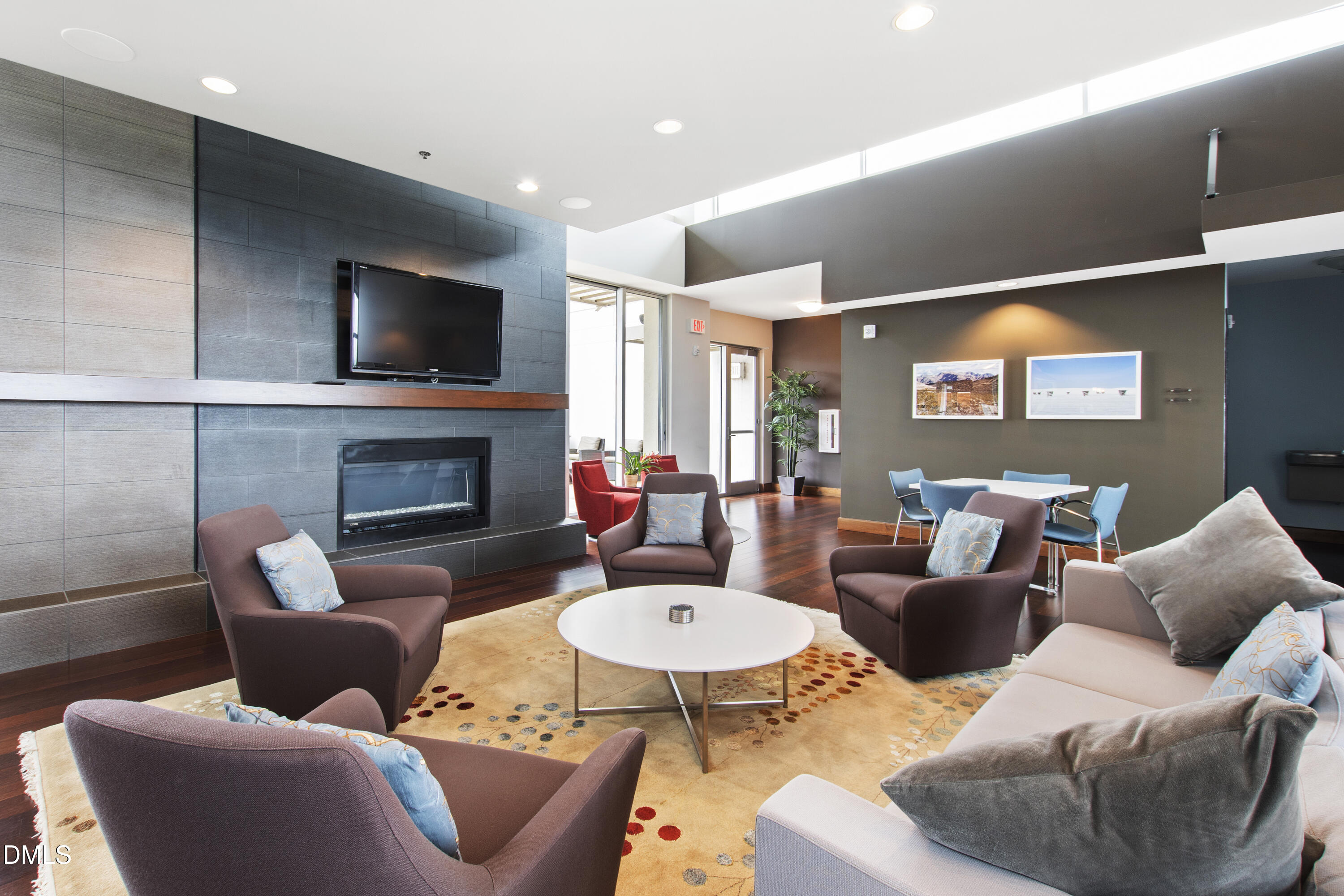 140 W Franklin Street Unit 310