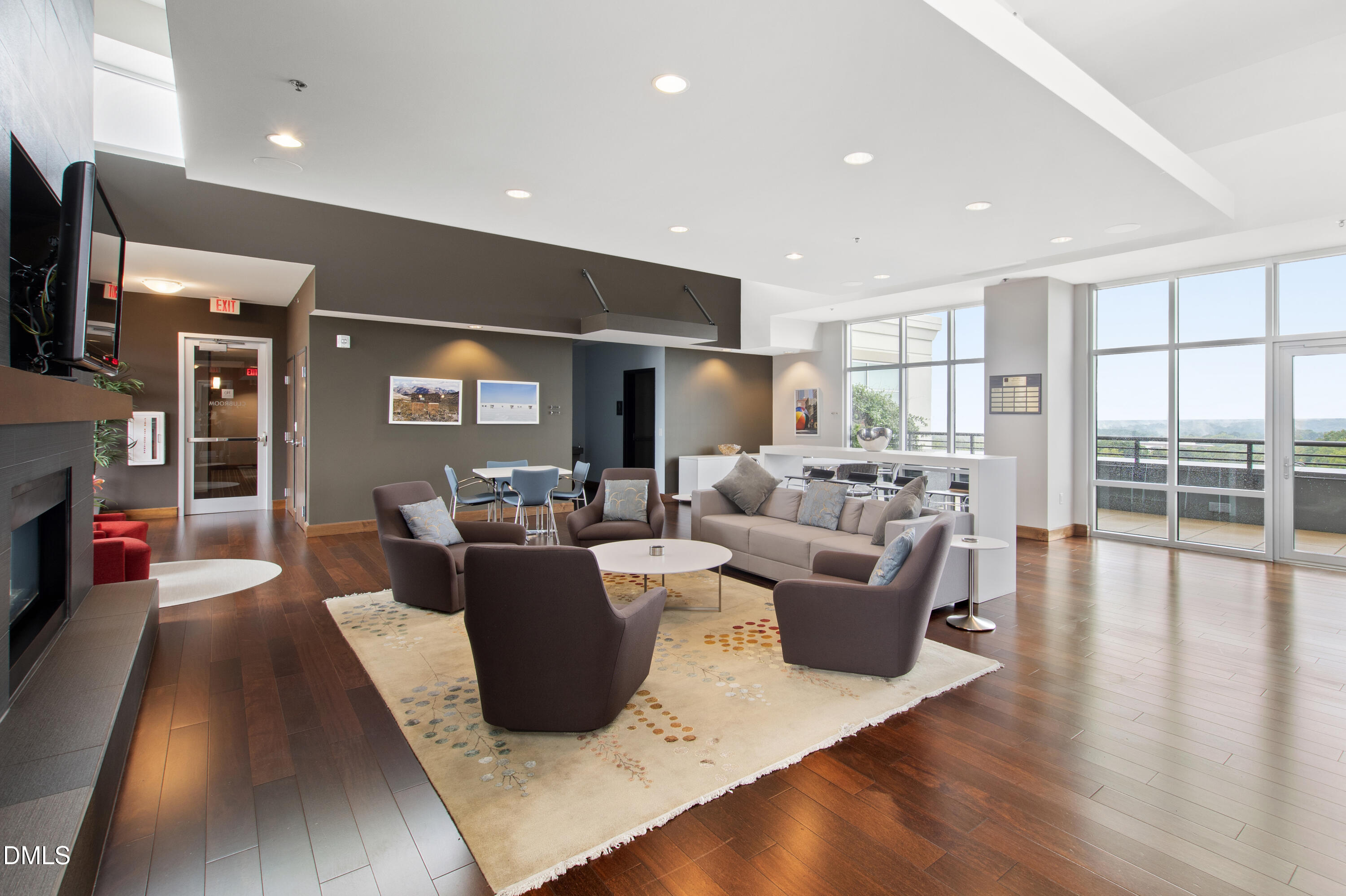 140 W Franklin Street Unit 310