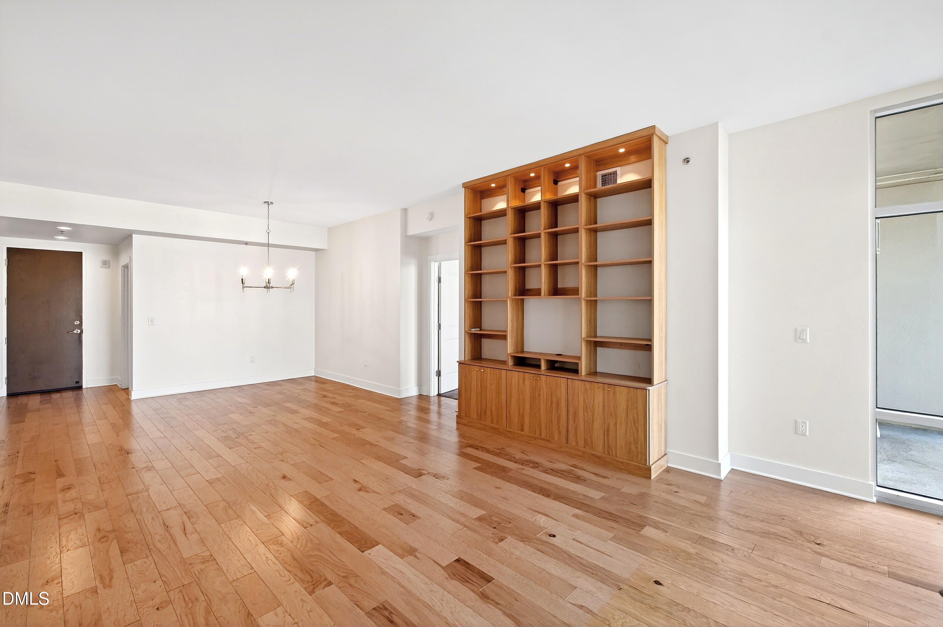 140 W Franklin Street Unit 310