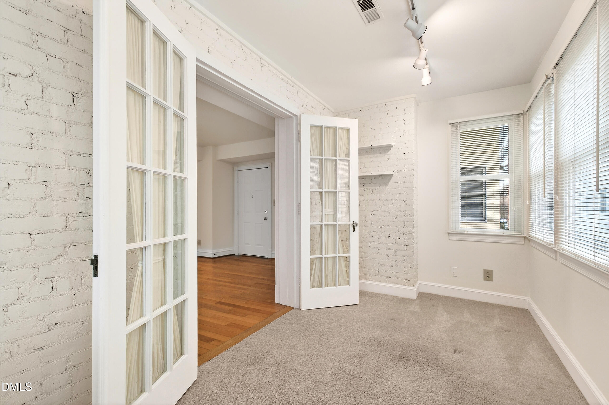 235 Mccauley Street Unit 3c