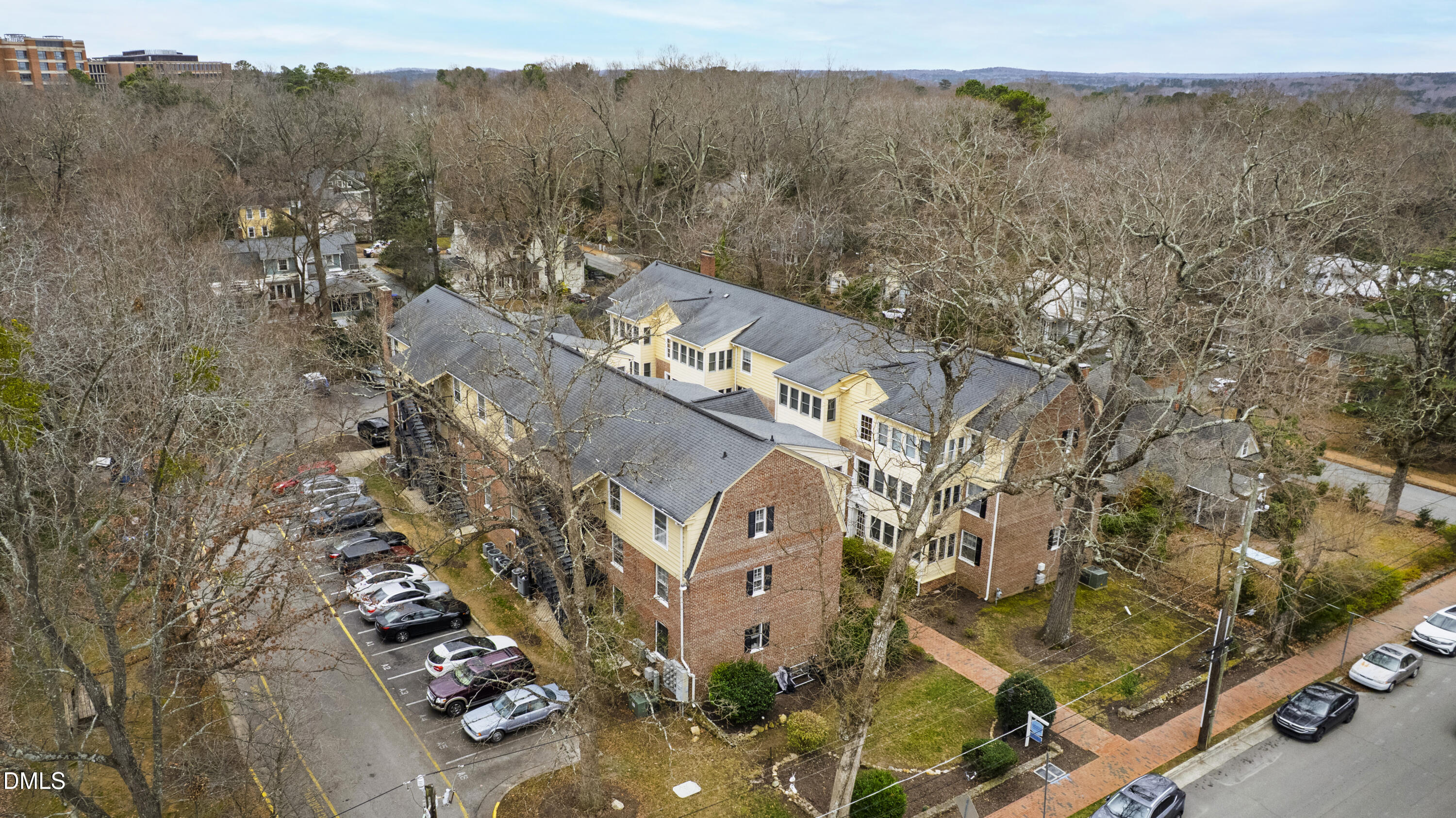 235 Mccauley Street Unit 3c