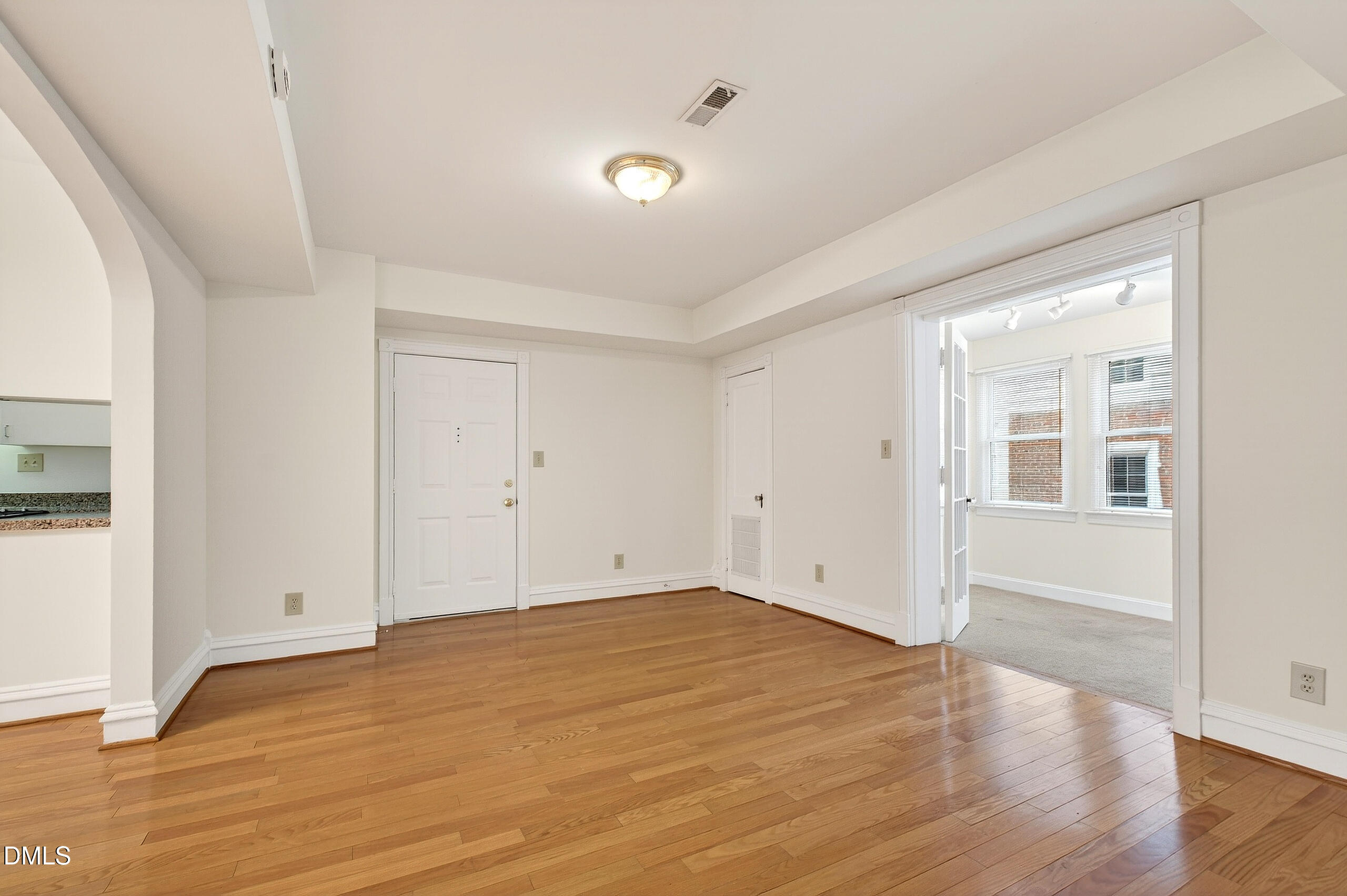 235 Mccauley Street Unit 3c